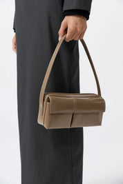 St. Agni Oak 90s Utility Shoulder Bag