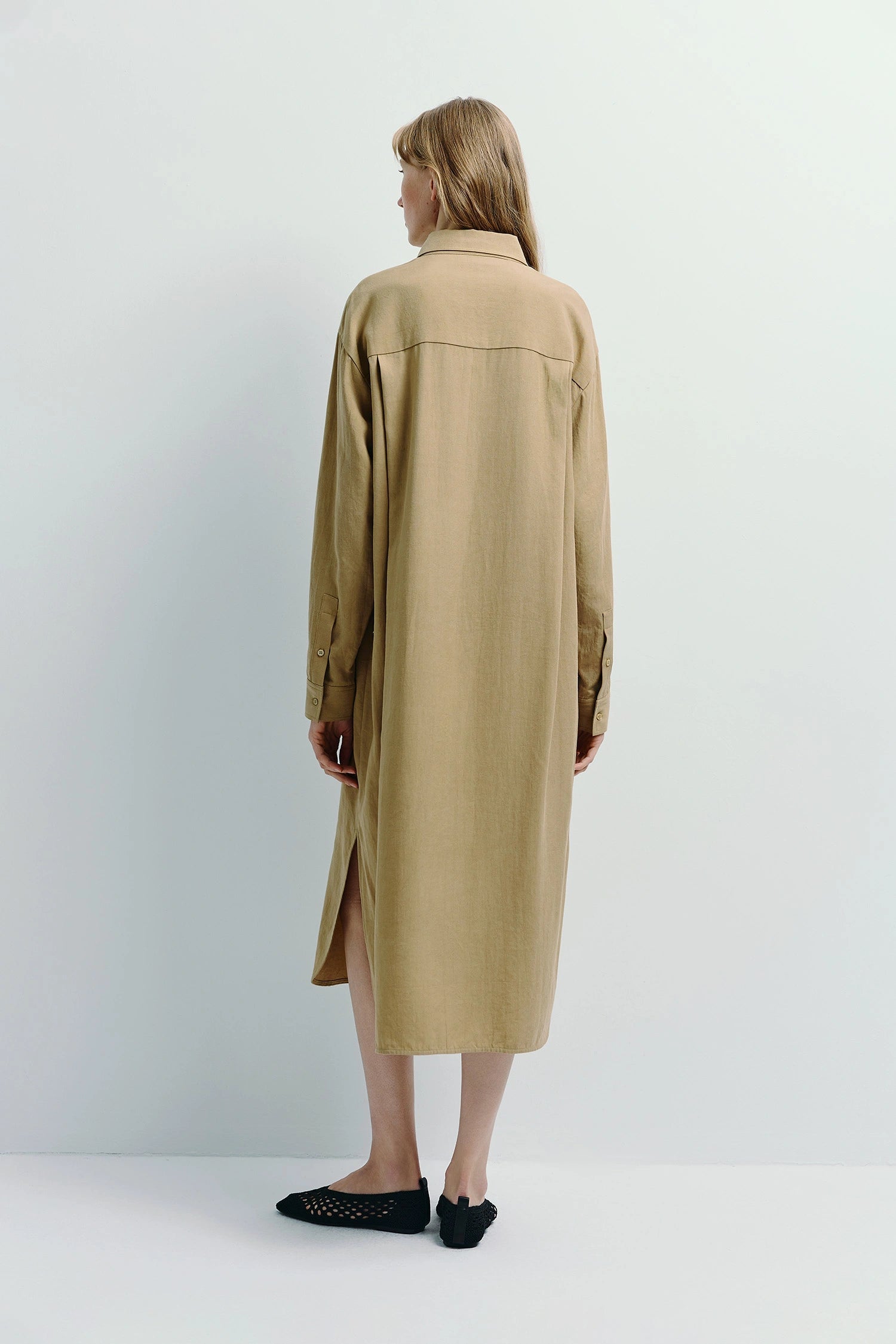 CarelShirtDress_Khaki_6_1_5760x_6861dfe2-8a0b-43a7-af39-163f940a9ccc.jpg