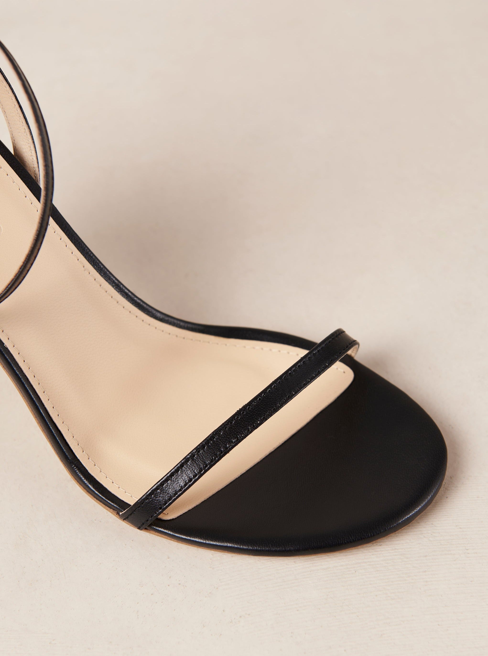 Alohas Otis Black Leather Heels
