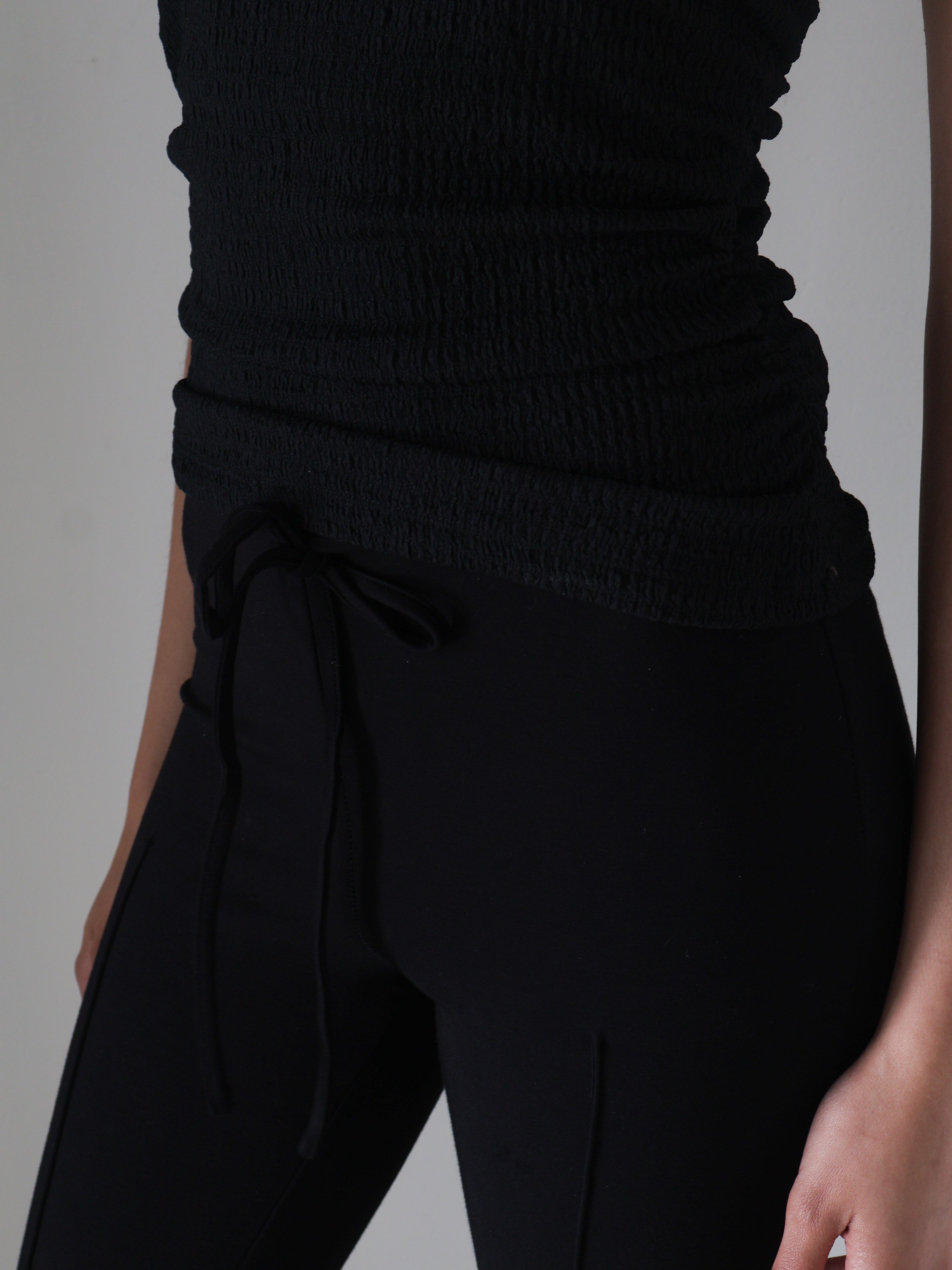 Black Lilliana Pintuck Capris