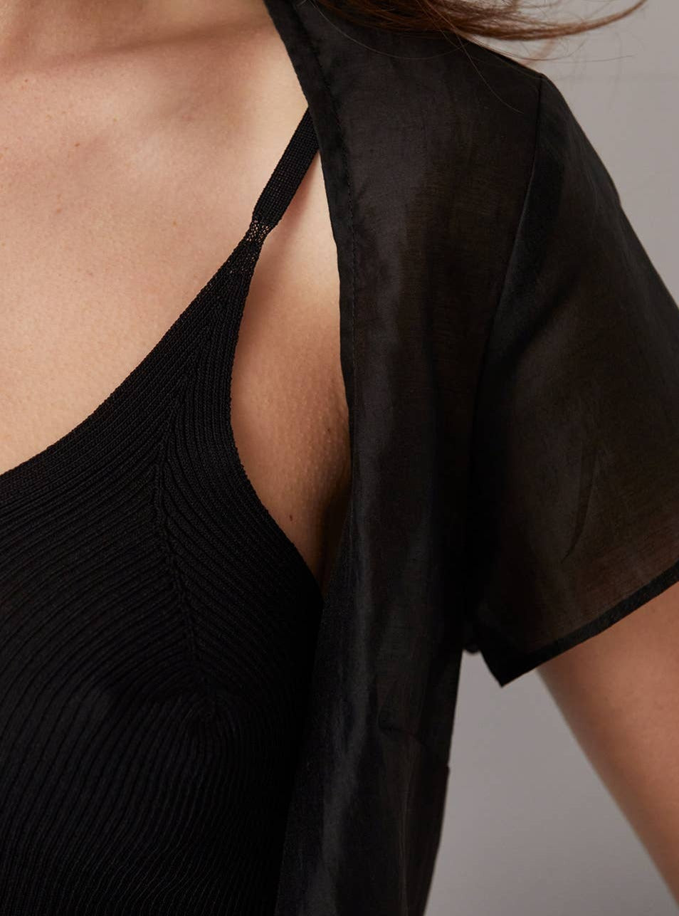 Black Cropped Ribbed Tank