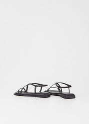 Vagabond Izzy Black Leather Sandals