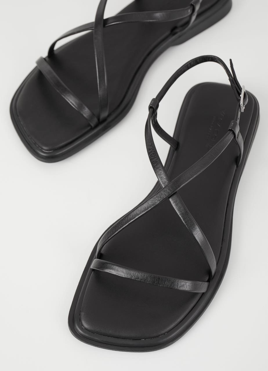Vagabond Izzy Black Leather Sandals