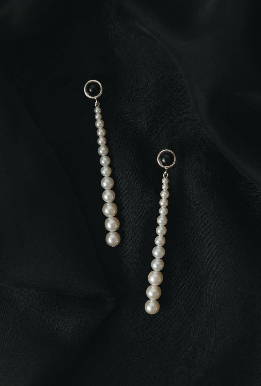 Maslo Bernice Pearl Earrings