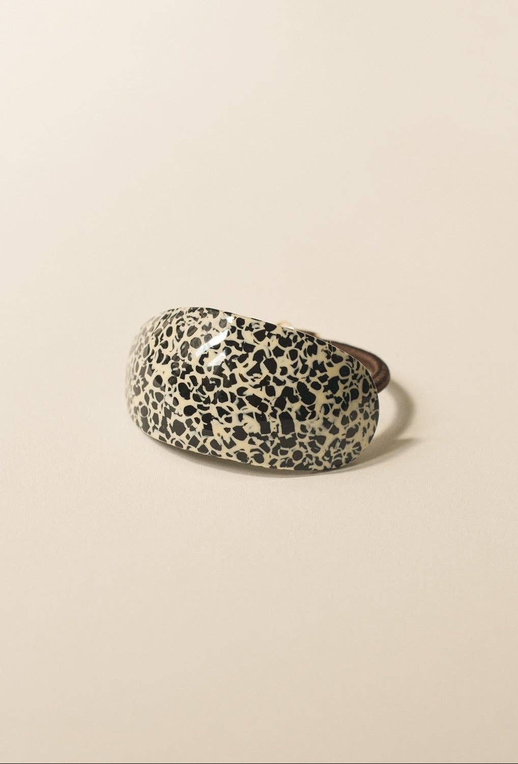 Curved Oval Leopard Print Resin Hair Tie