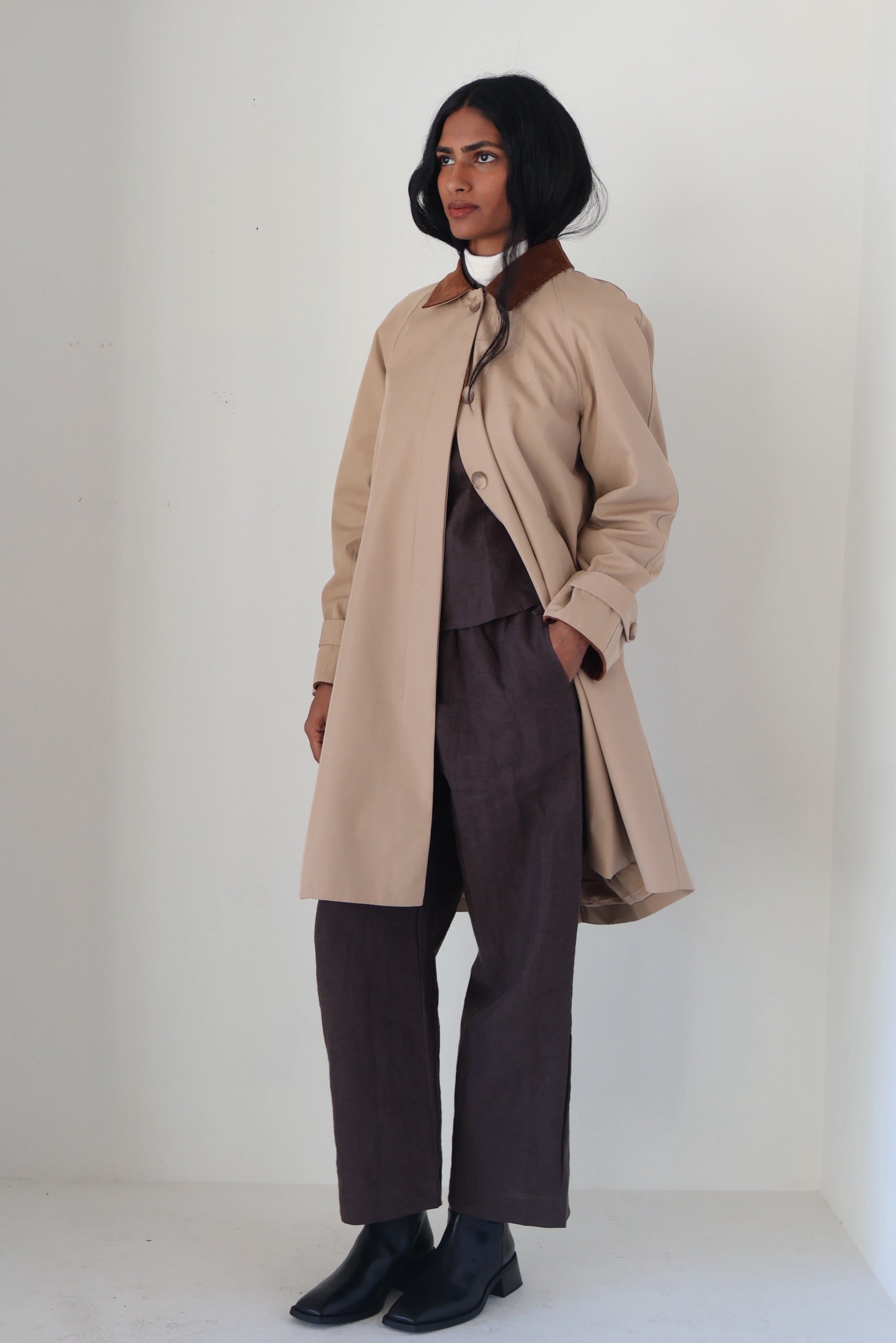 Khaki Corduroy Collar Raiden Coat