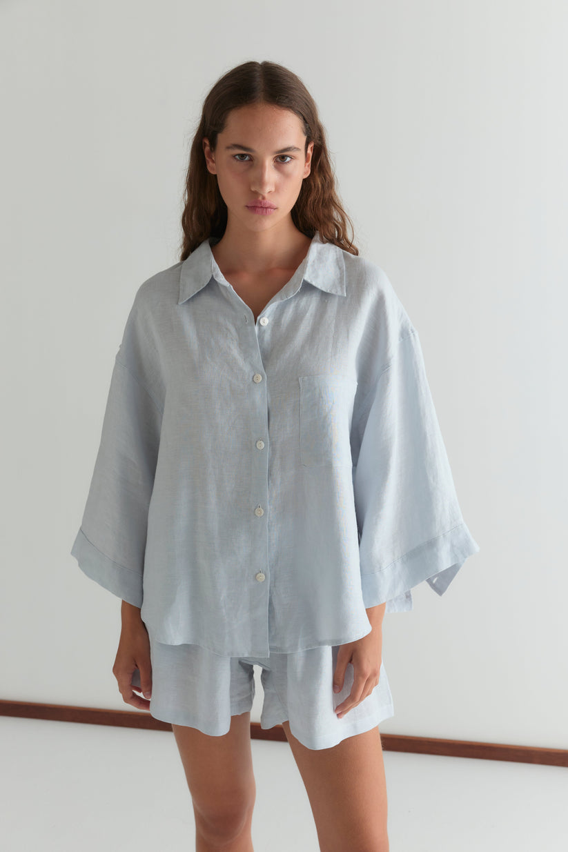 Deiji Studios 03 Set in Soft Blue