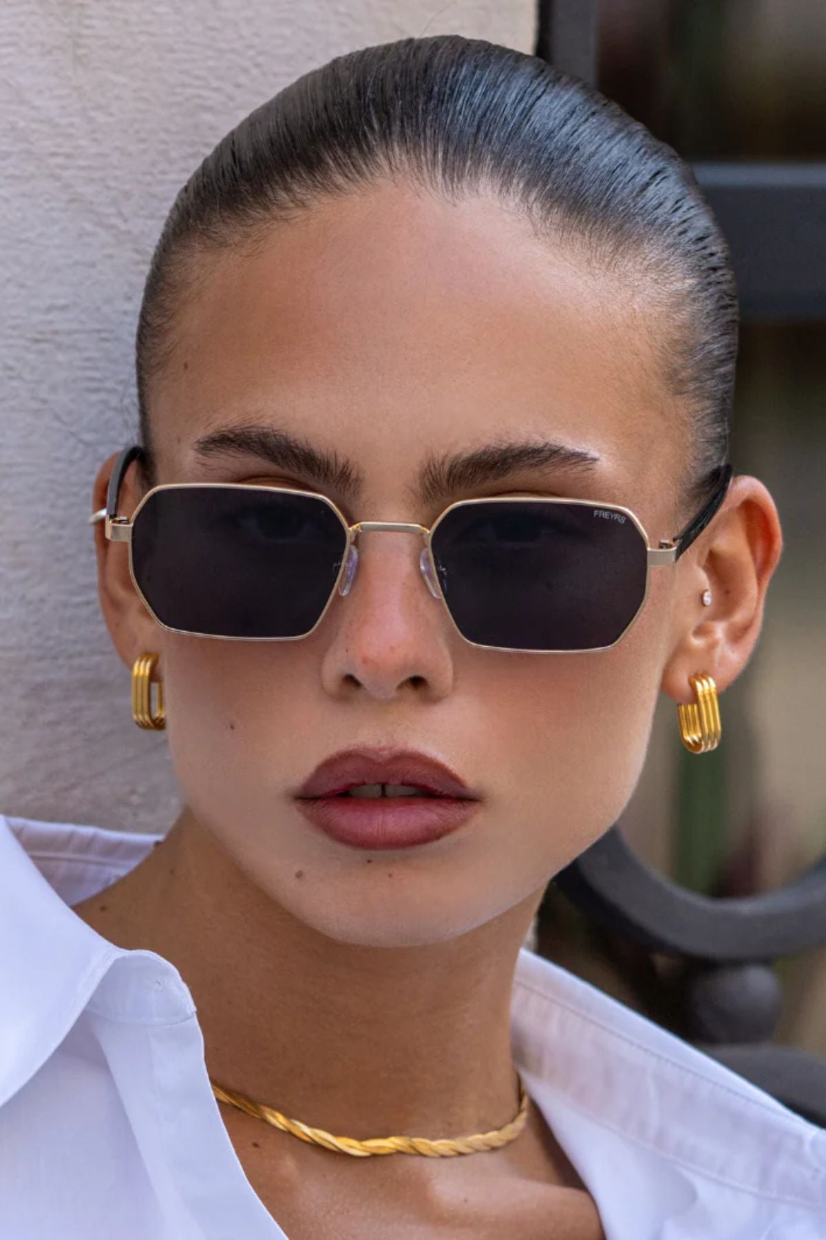Superior Wire Frame Sunglasses - Gold/Gray