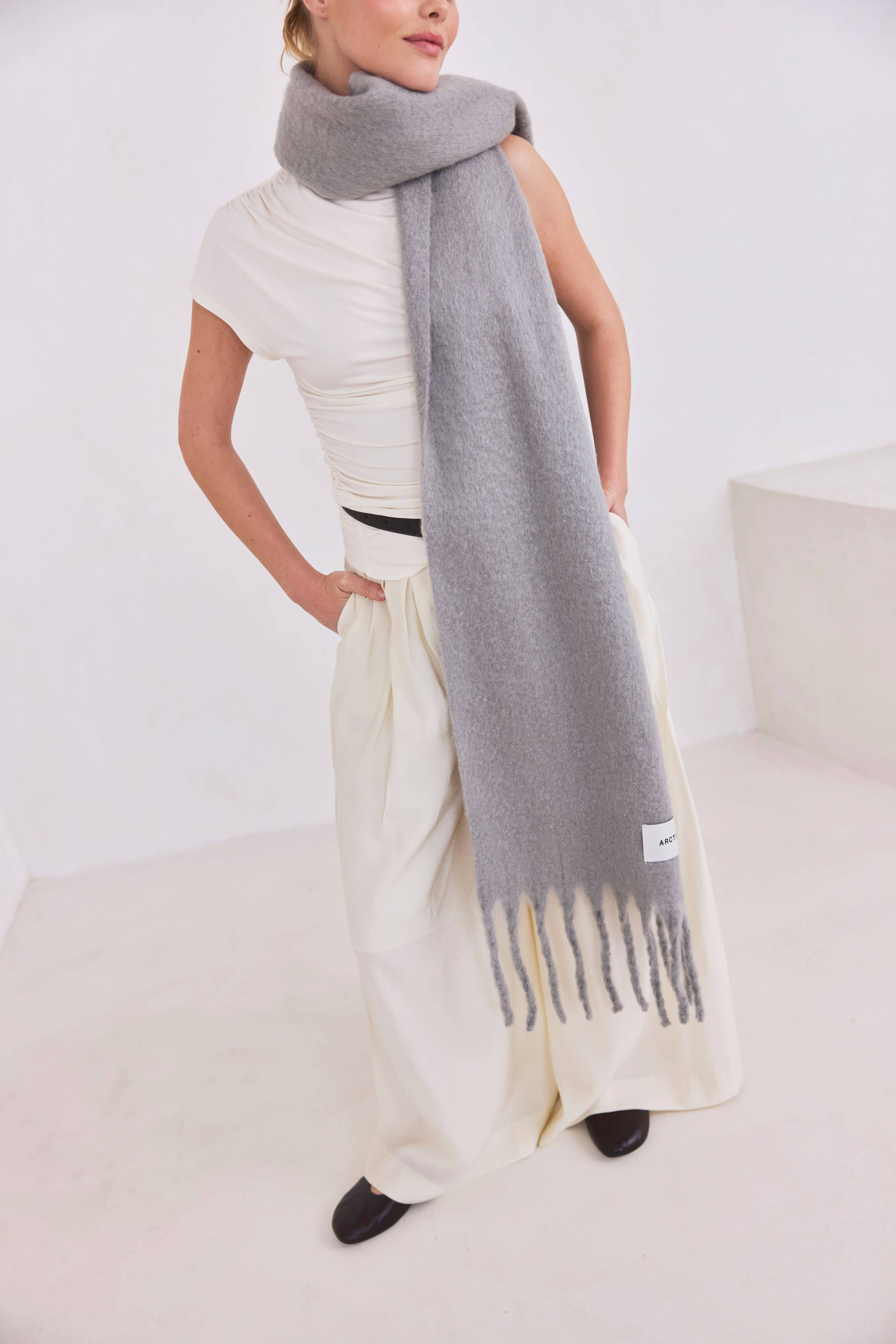 Ultimate Grey Reykjavik Scarf