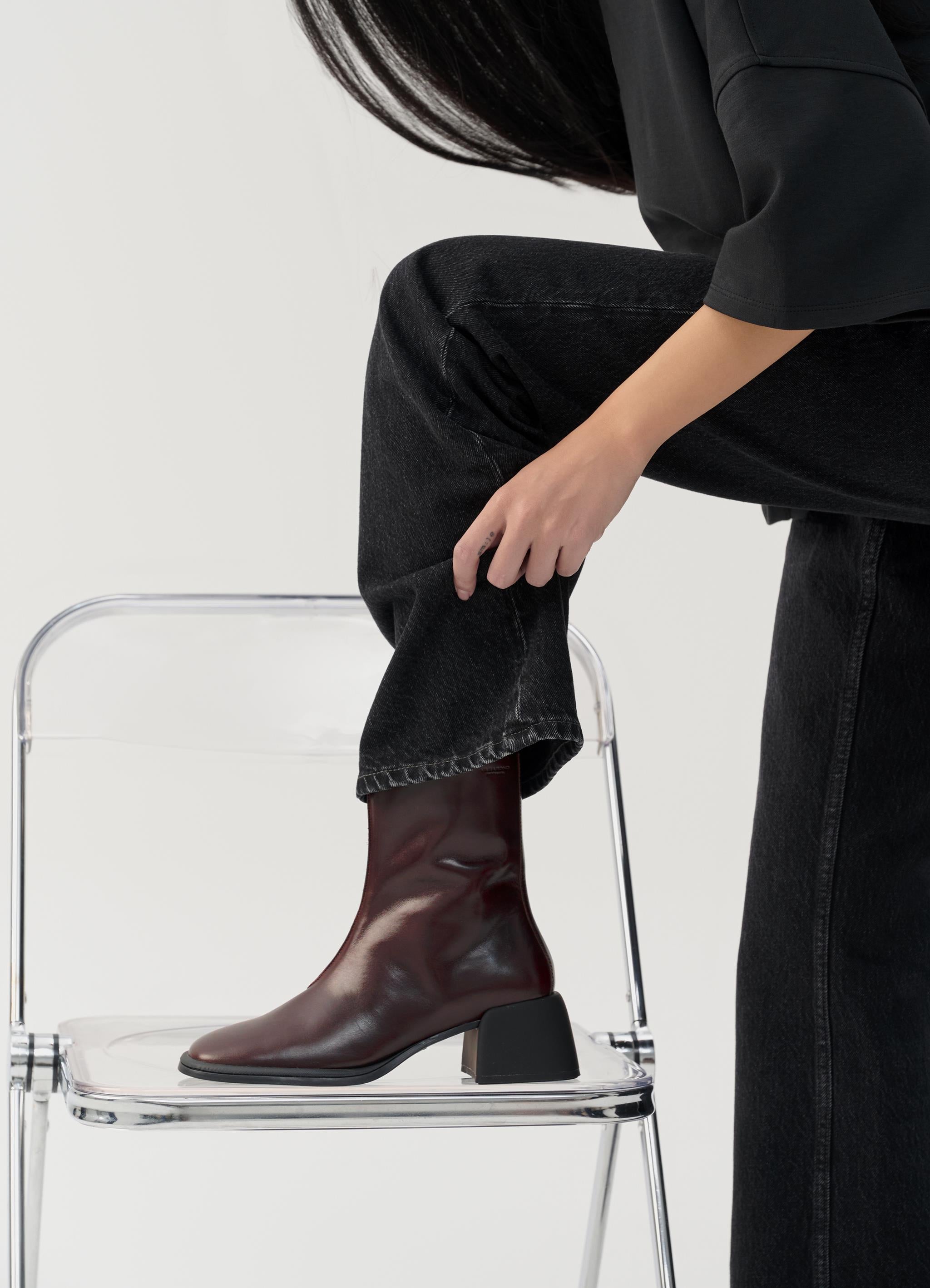 Vagabond Dark Brown Ansie Boot