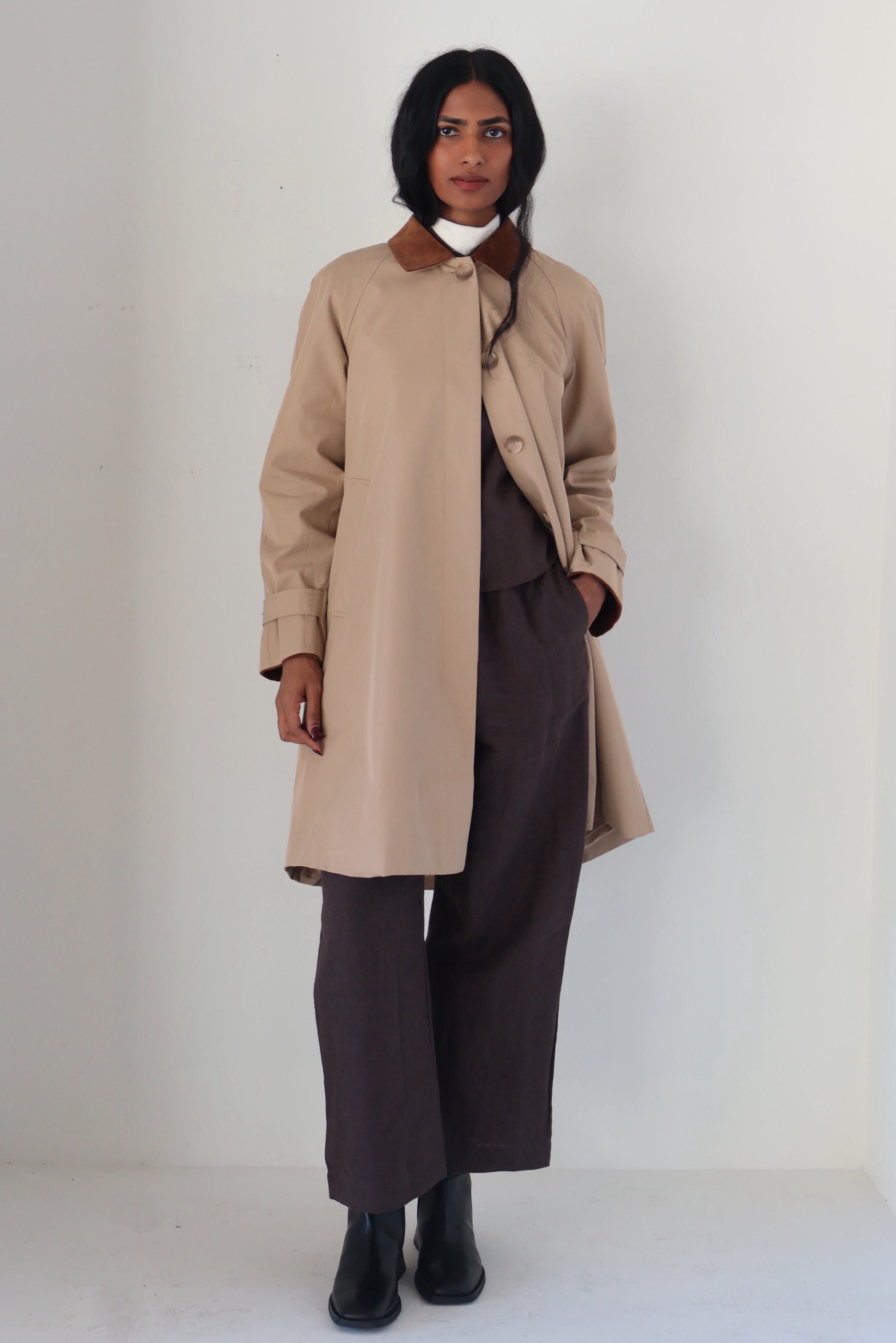 Khaki Corduroy Collar Raiden Coat