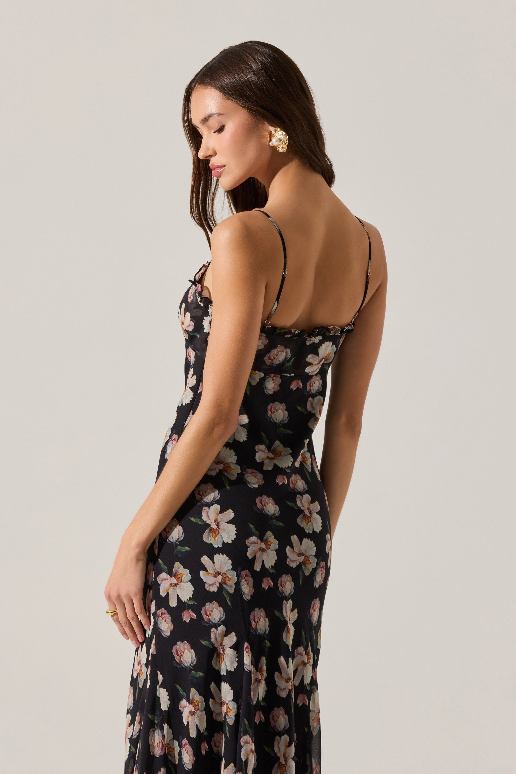 ACDR102988_BLACKFLORAL_2_4000x_ba537007-e52a-4bfd-bf84-b05e38c2cc9c.jpg