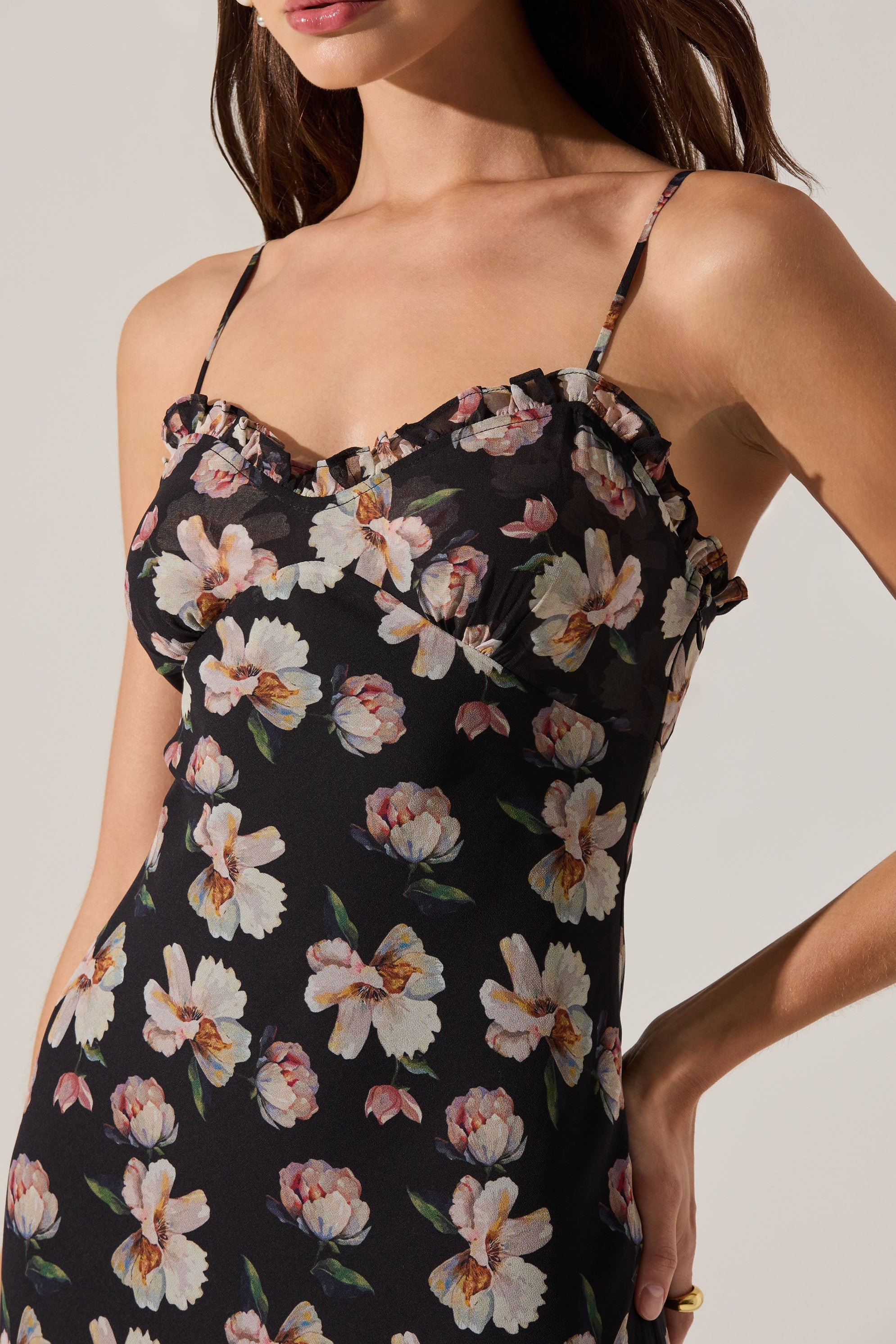ACDR102988_BLACKFLORAL_5_4000x_784d687b-4142-4bc2-9083-db26f1dff56e.jpg