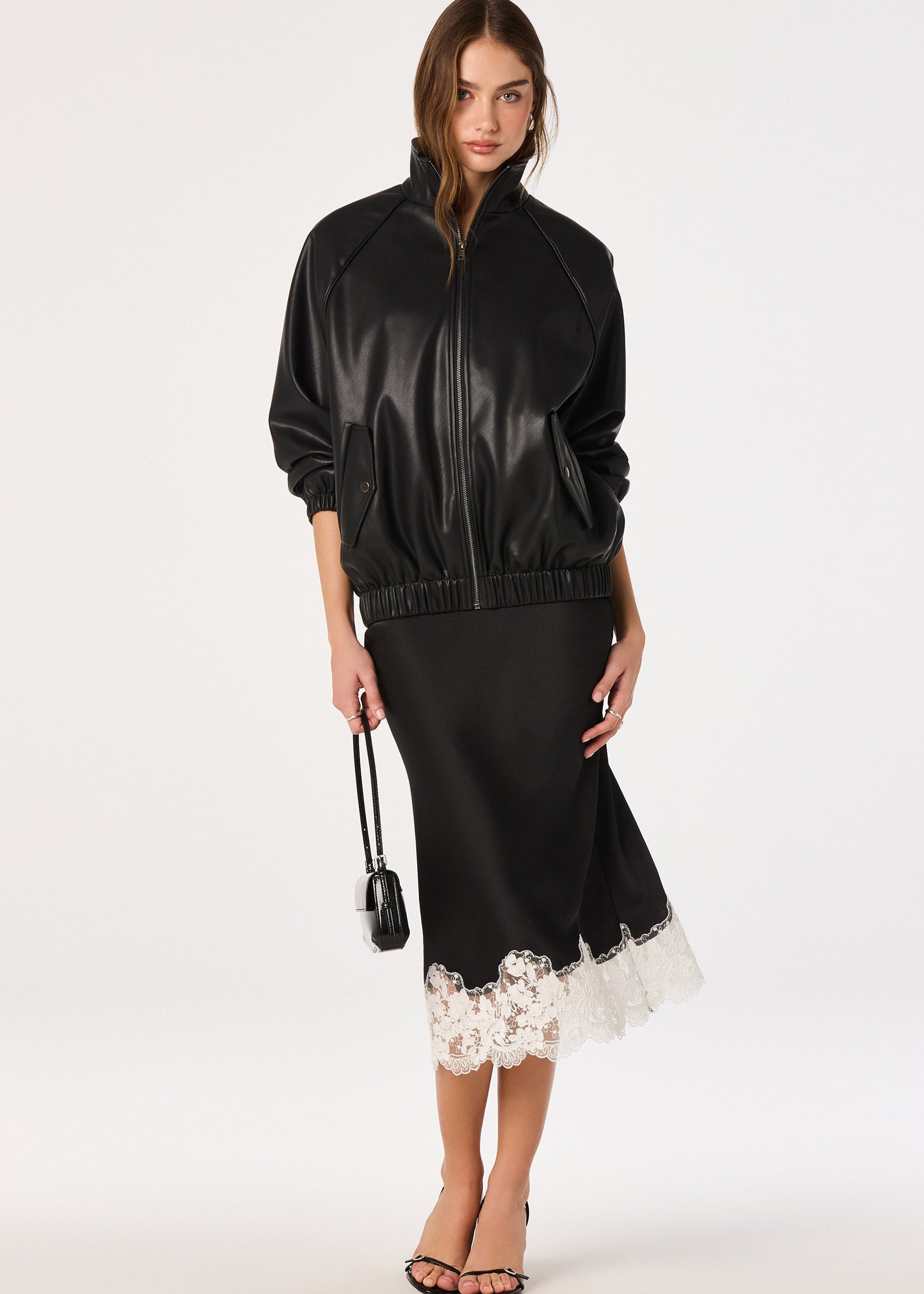 ACS9451_BLACK_1_4000x_4efc0834-2315-4716-8e42-cc08b9073fad.jpg