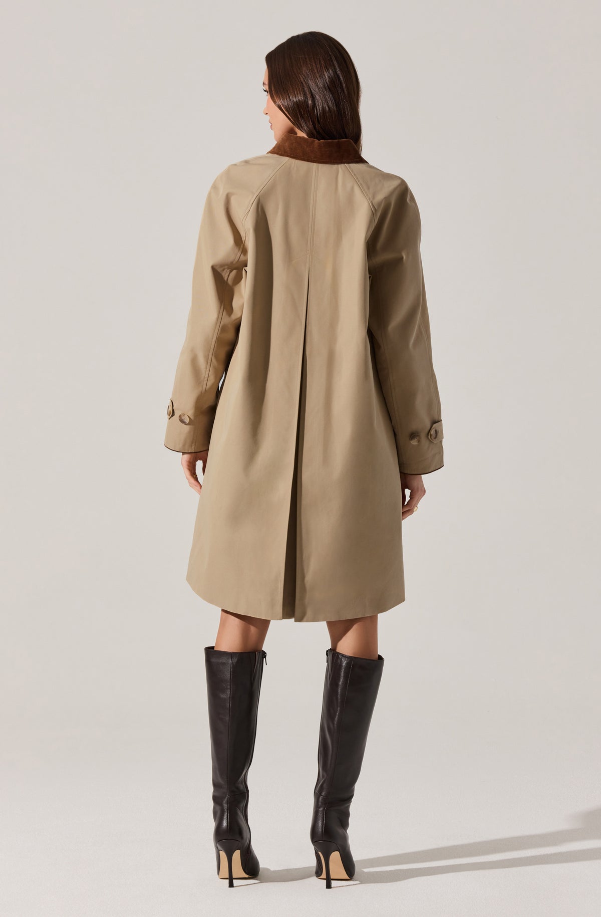 Khaki Corduroy Collar Raiden Coat
