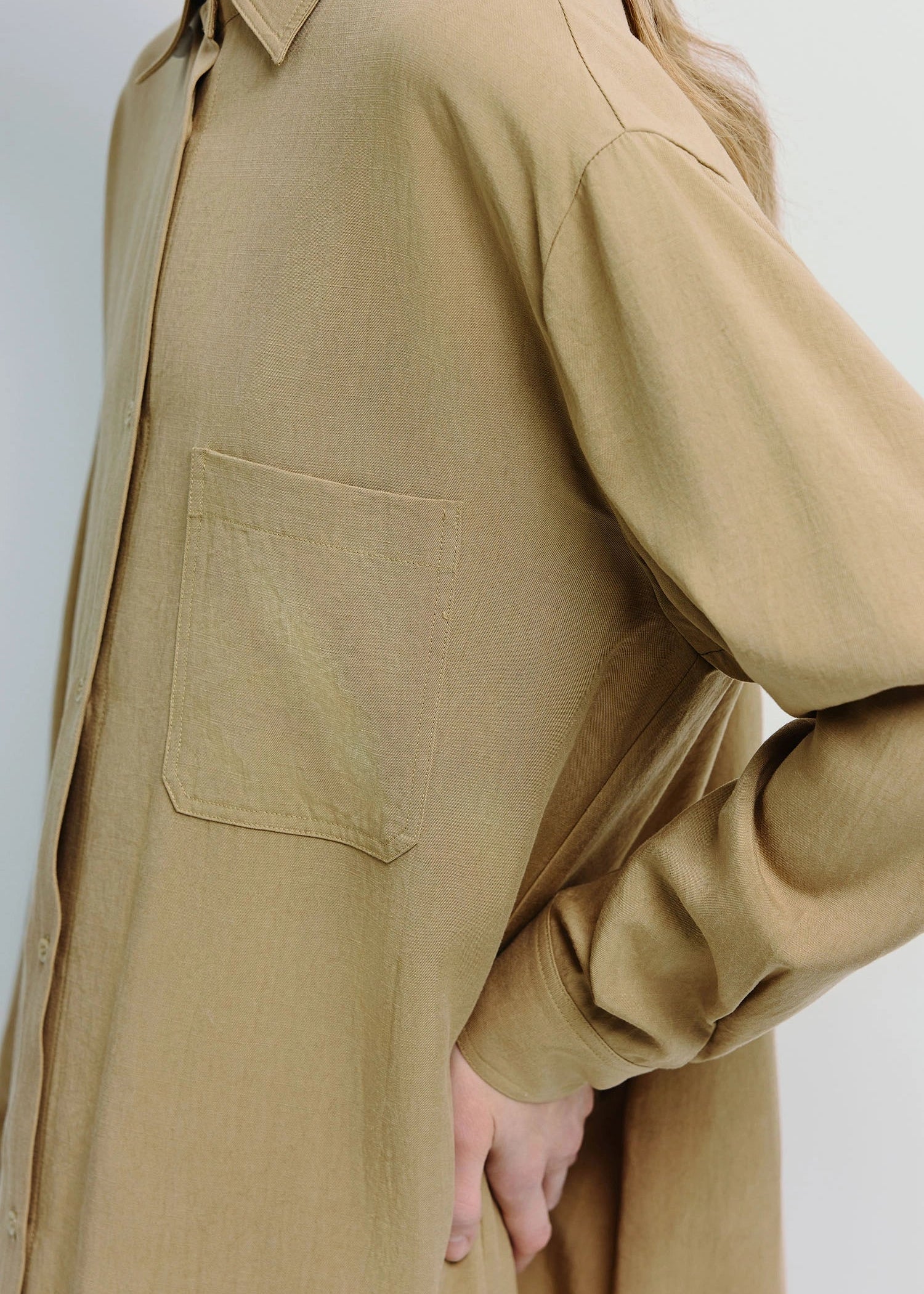 CarelShirtDress_Khaki_7_1_5760x_331d5b44-dfe4-483e-a85a-6fa4bc82da8e.jpg