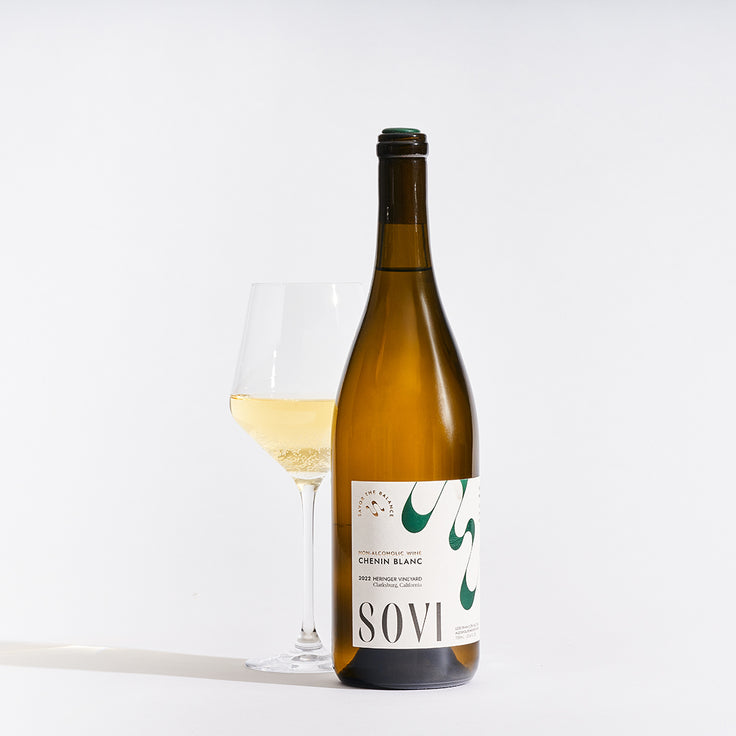 Chenin_Blanc_Bottle_Glass_736x736_37926e65-8db1-4292-9e0e-913fecfc8871.jpg