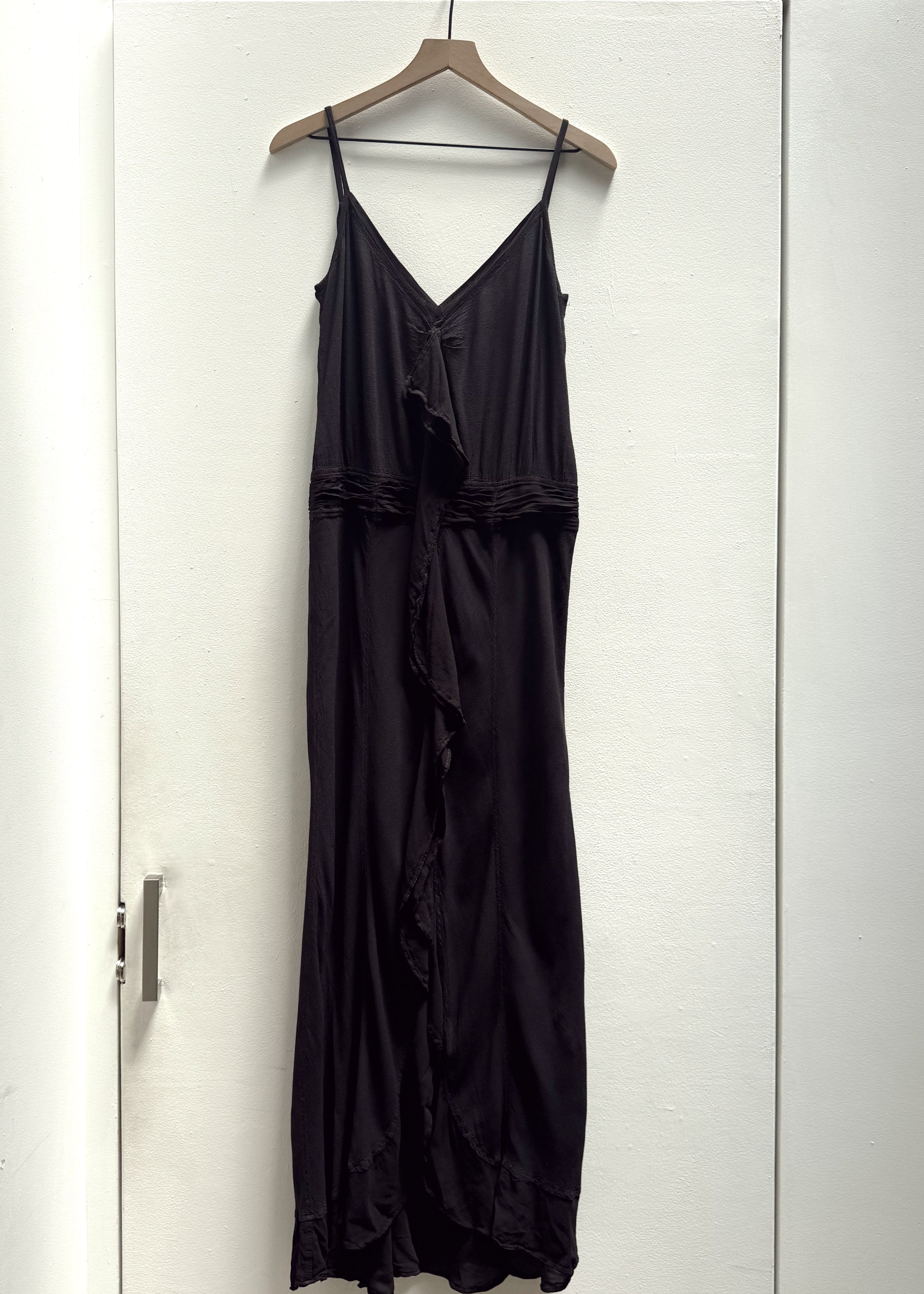 DS-BlackRuffleDress-1.jpg