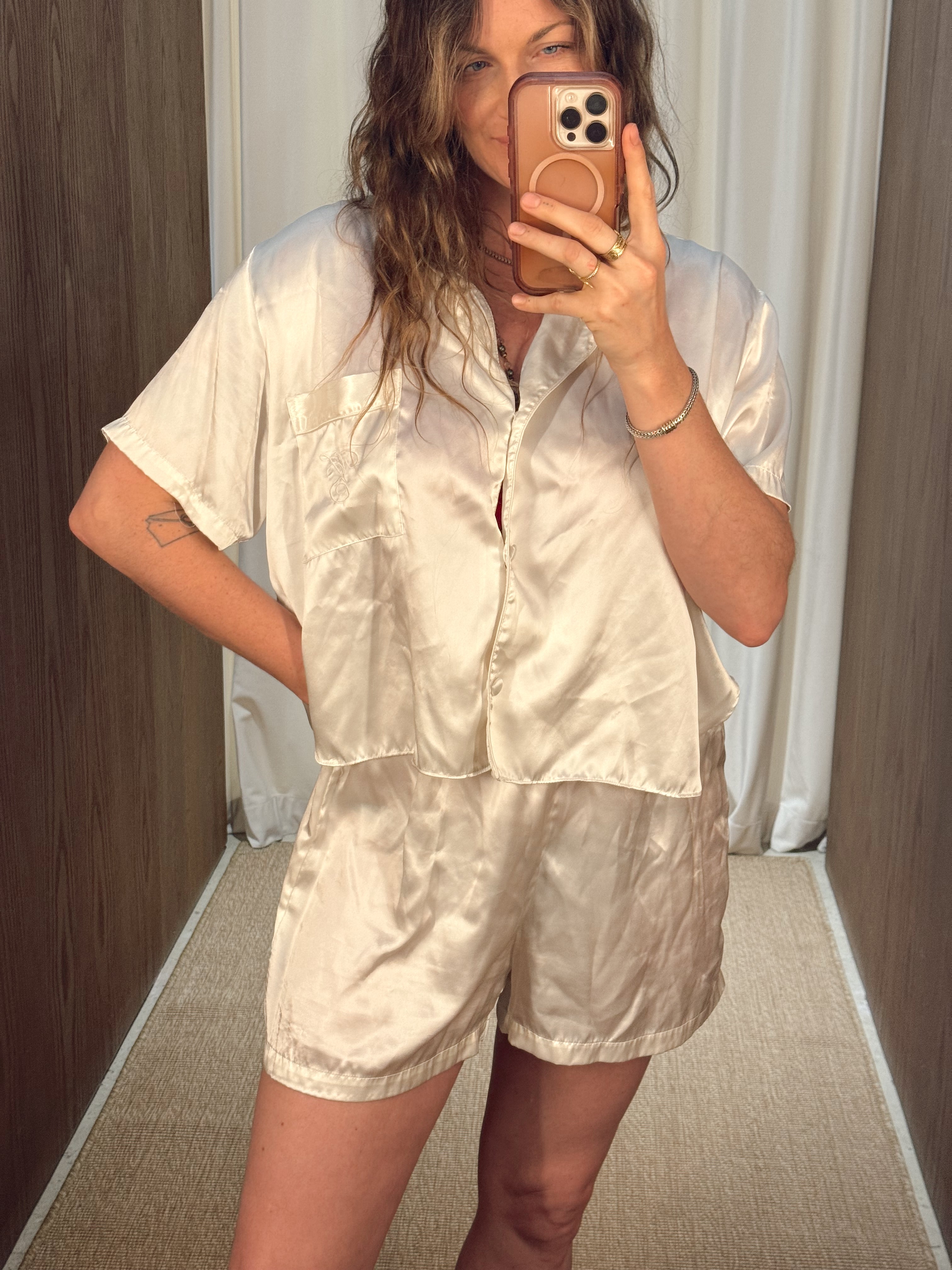 DS-GoldLabelVictoriaSecretSet-5.jpg