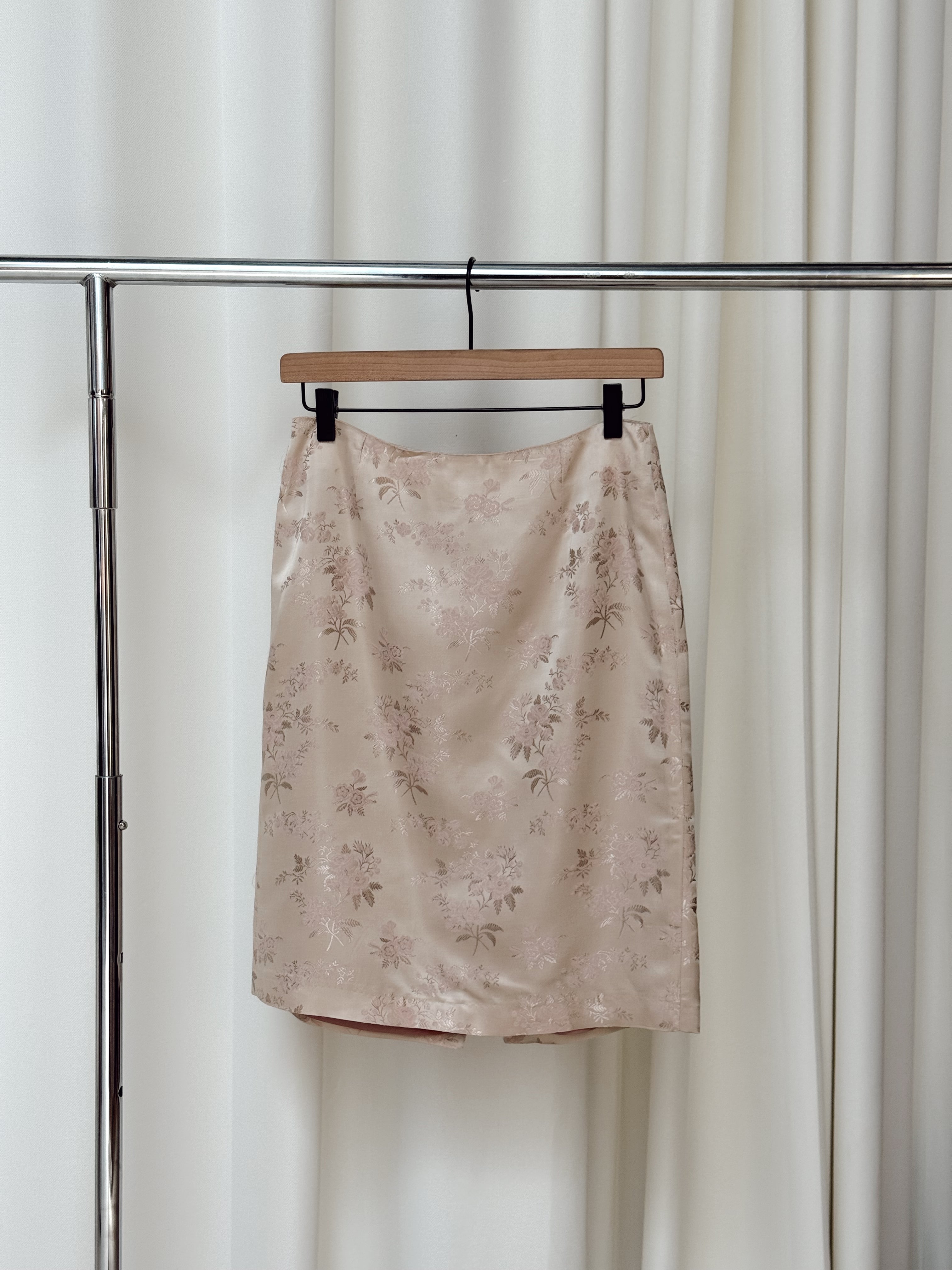 Vintage Jacquard Floral Skirt as-is