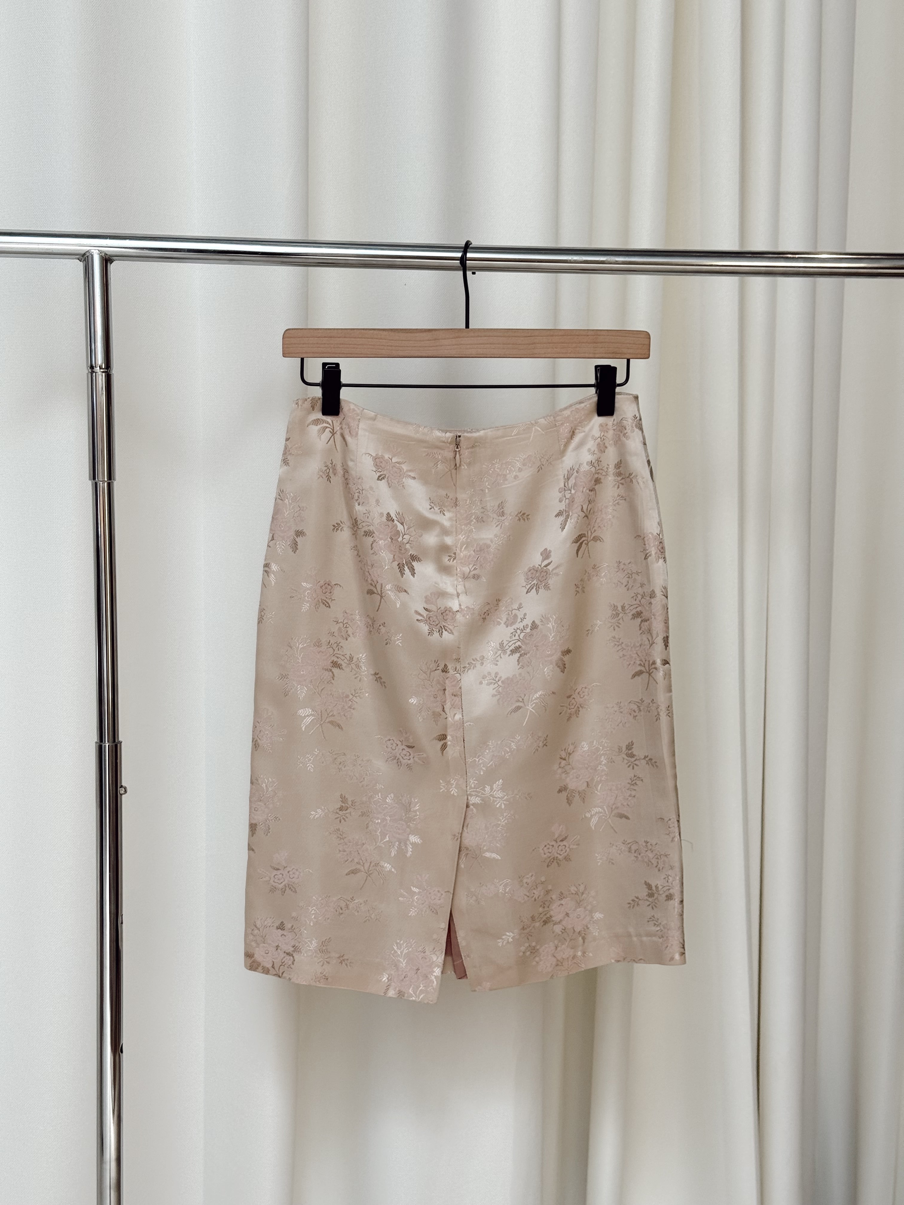 Vintage Jacquard Floral Skirt as-is