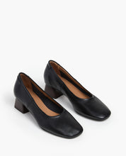 Flattered Black Leather Zac Heel
