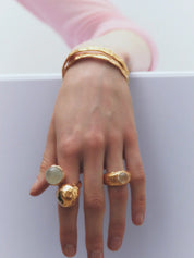 Simuero Gold Guinda Agua Ring