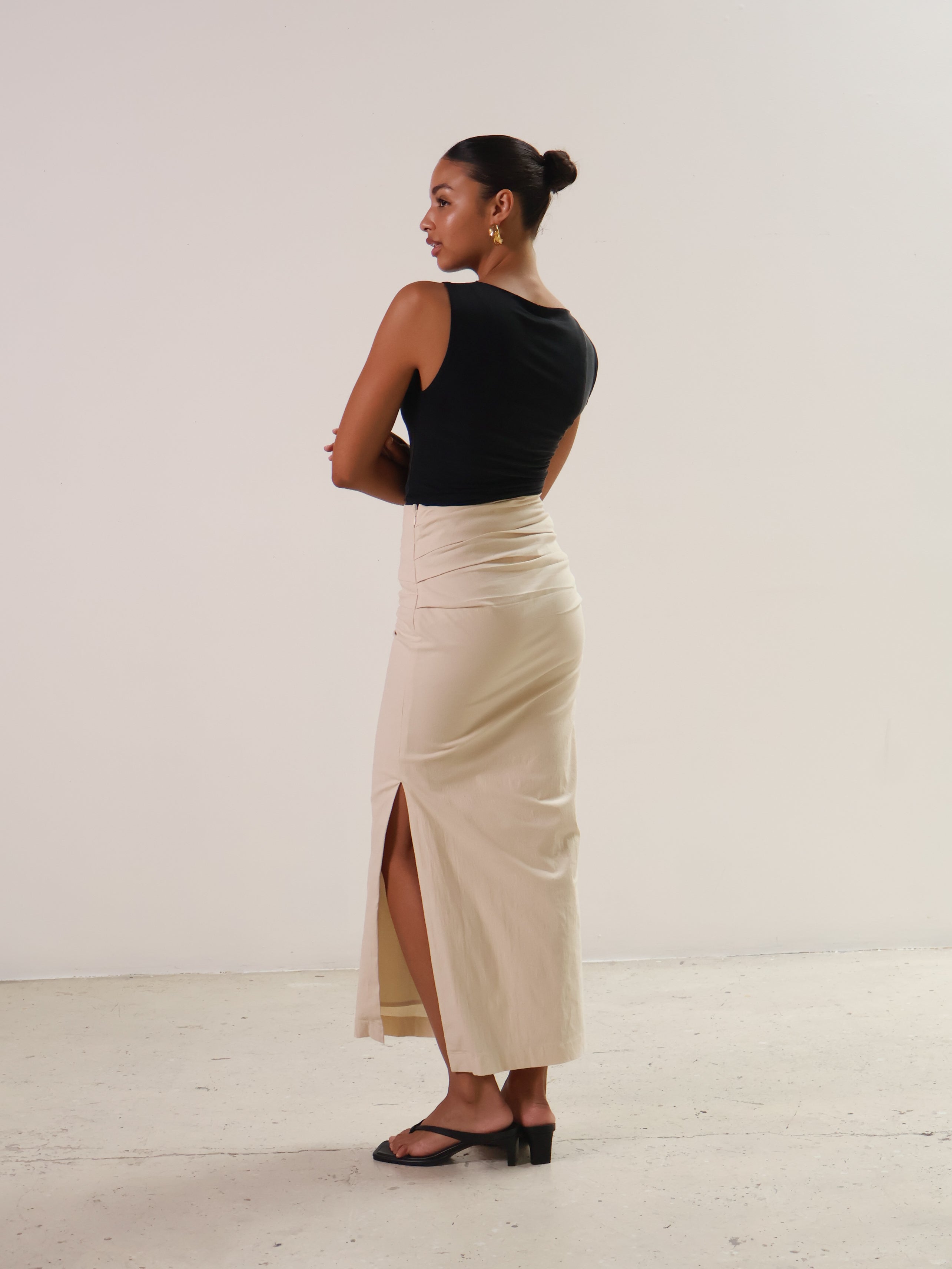 Sovere Sand Emara Pleated Midi Skirt