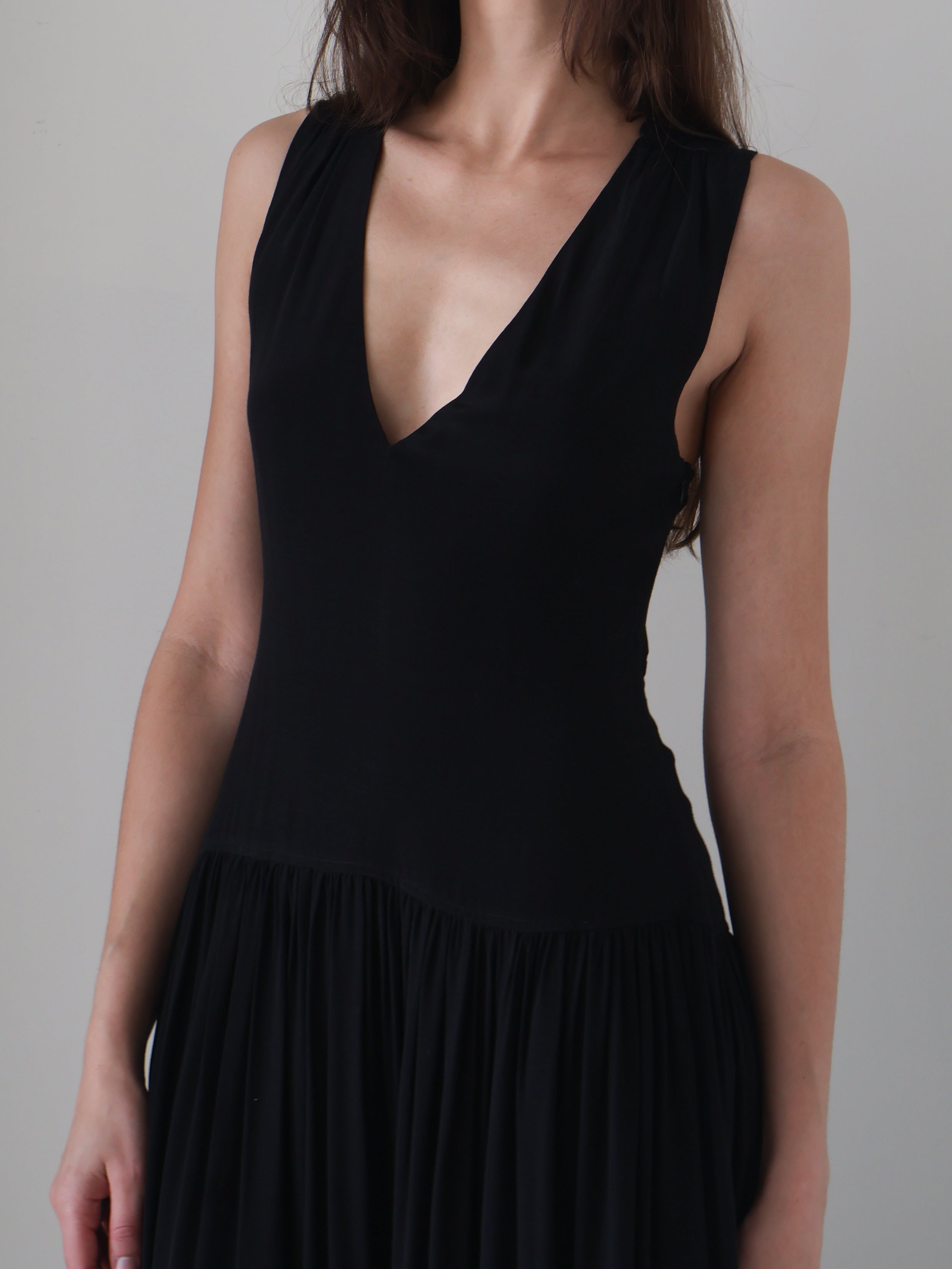 Rue Sophie Black Gisele Deep-V Maxi Dress