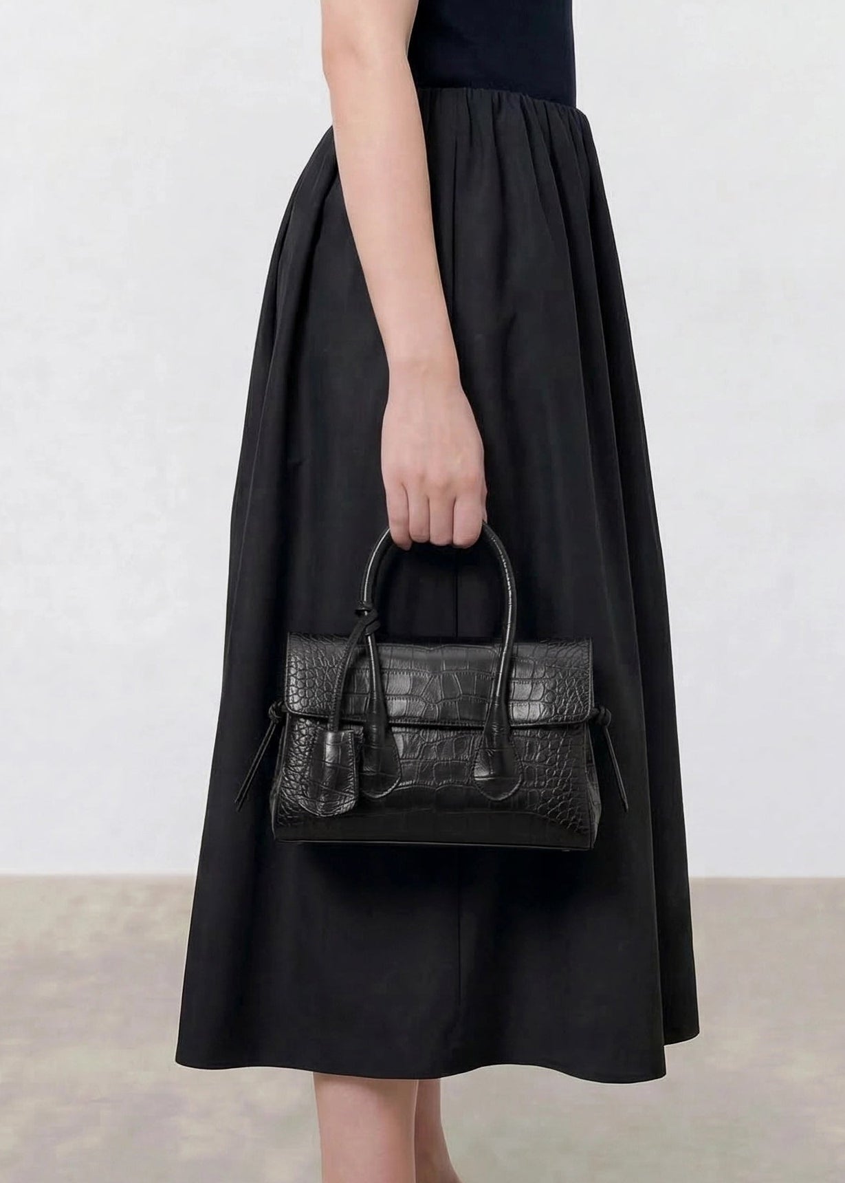 Low-Bags-Lydia-Mini-Leather-Croco-Black-1_1.jpg