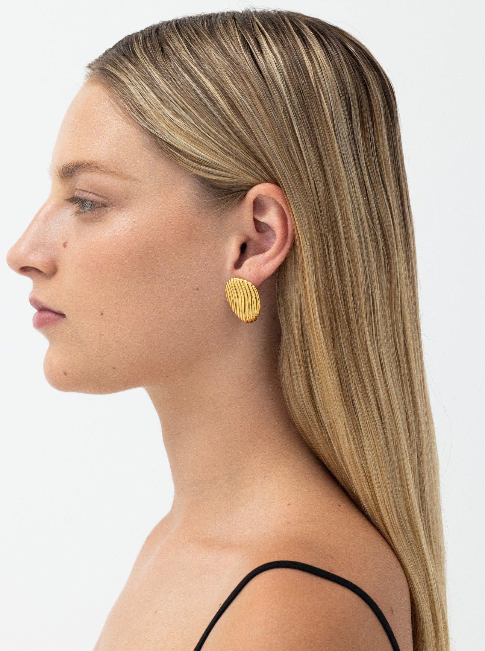 Nina Gordon Small Gold Paloma Dome Earrings