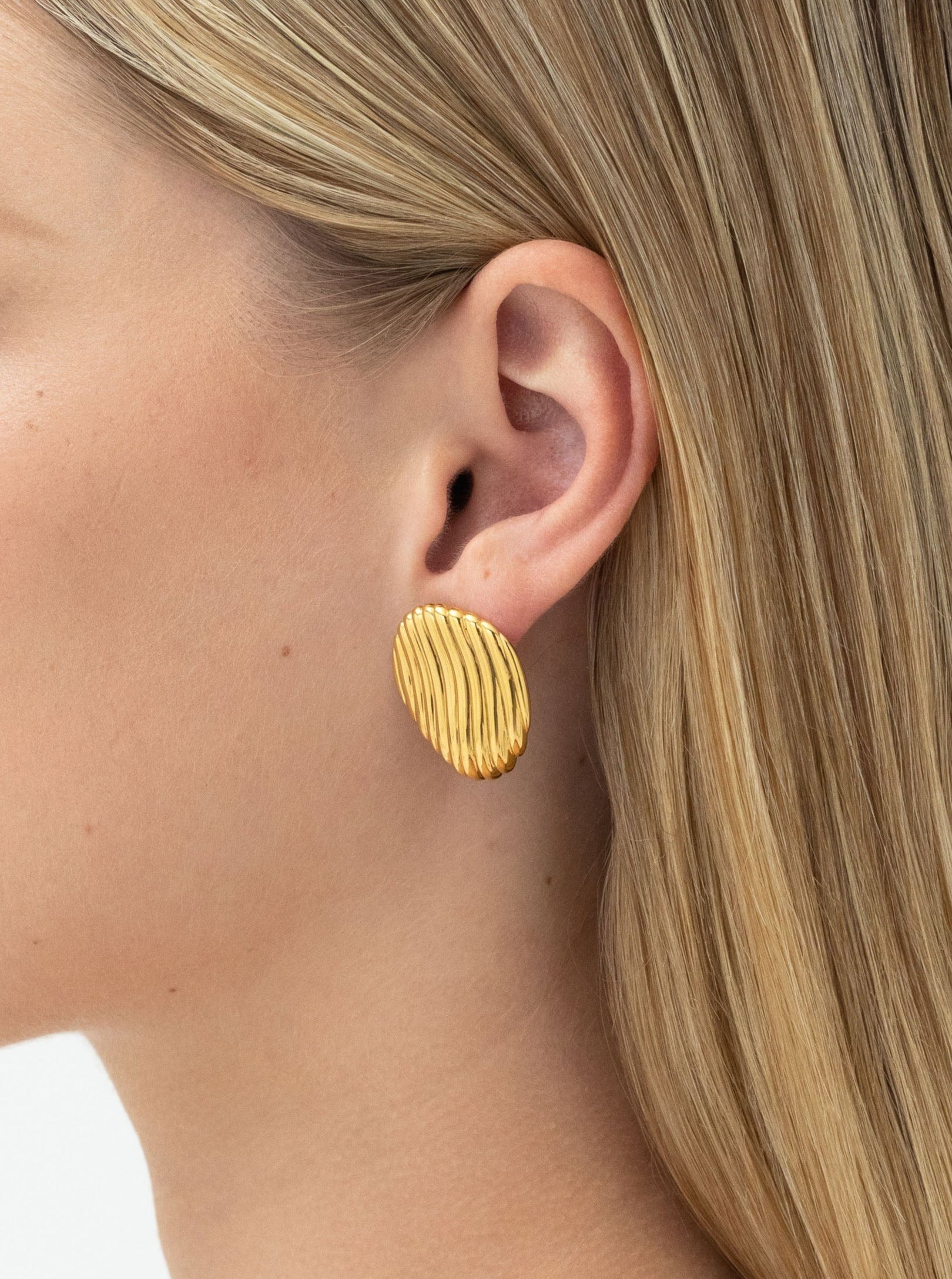 NinaGordon-PalomaEarrings-Small-Gold_3.jpg