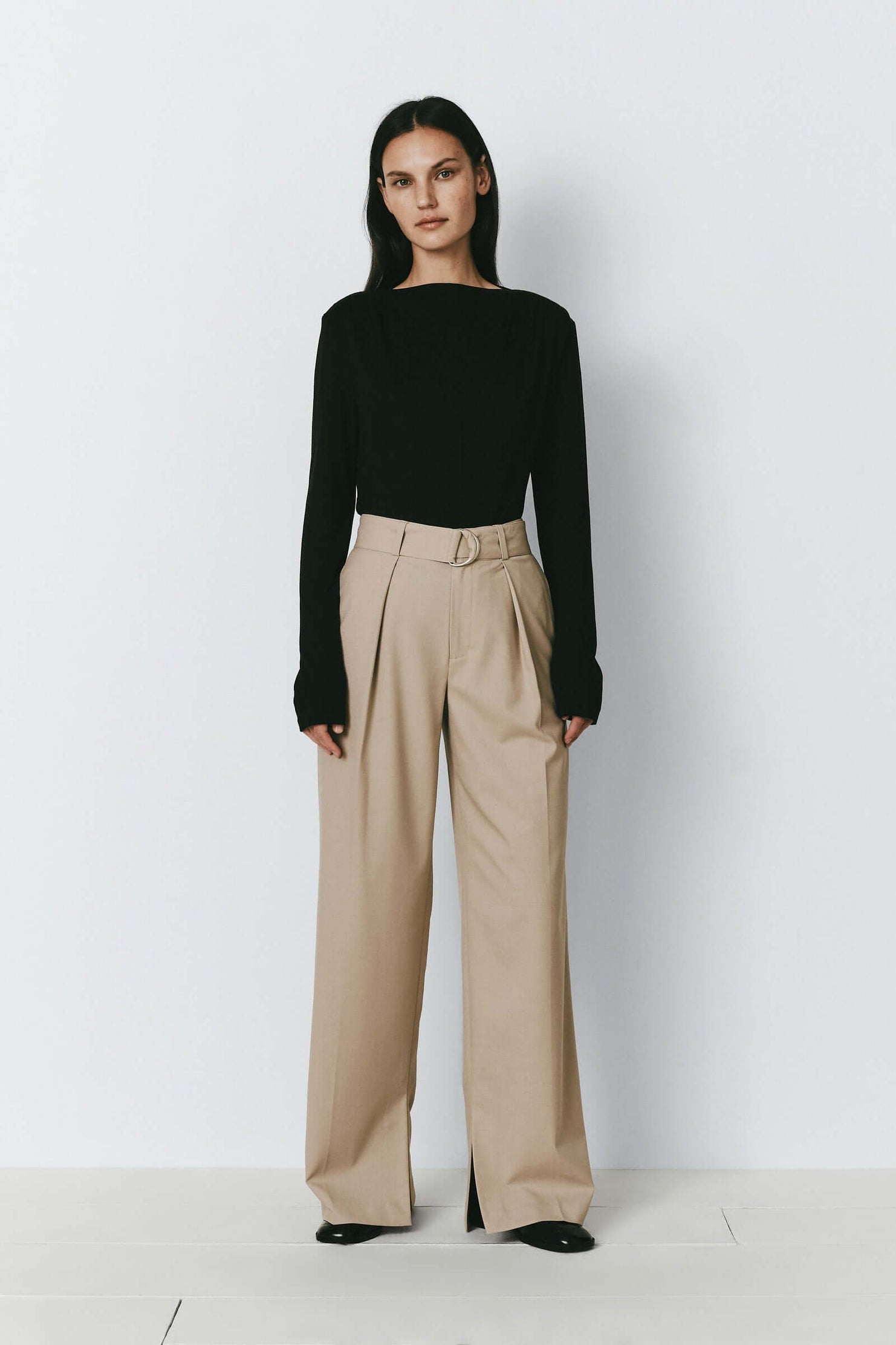 RueSophie_NicoleLongsleeveTop_Black_1_1482x_88da5e8a-6441-474e-9b89-fed07007eee6.jpg