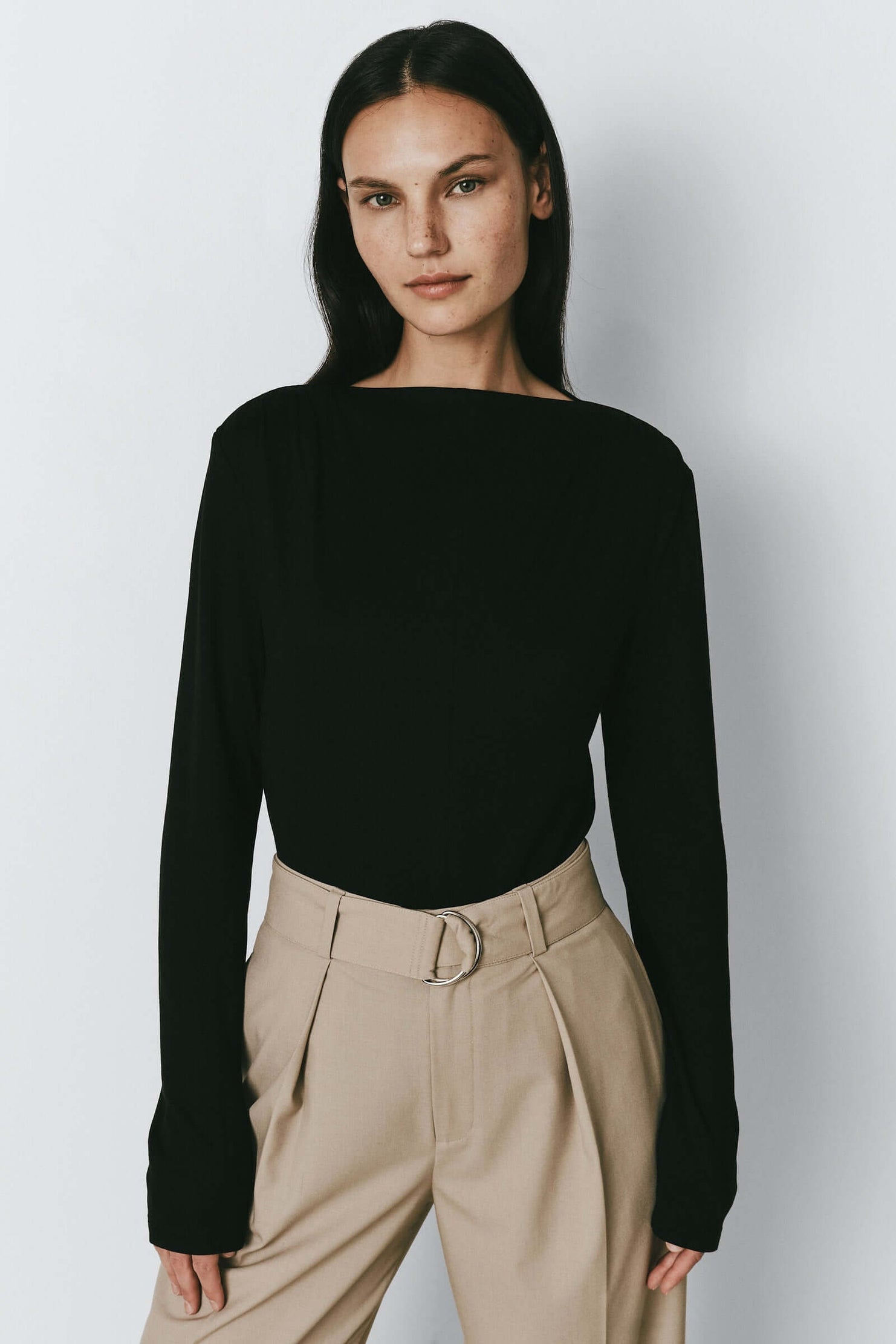 RueSophie_NicoleLongsleeveTop_Black_2_1482x_becbbc72-0ba5-4355-a8d1-496a540548f2.jpg
