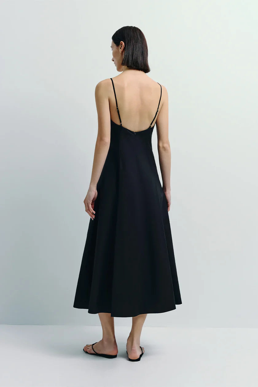 S225DS713__NantesDress_Black-7_840x_bc336aca-fa17-45da-9174-484b01db5704.webp