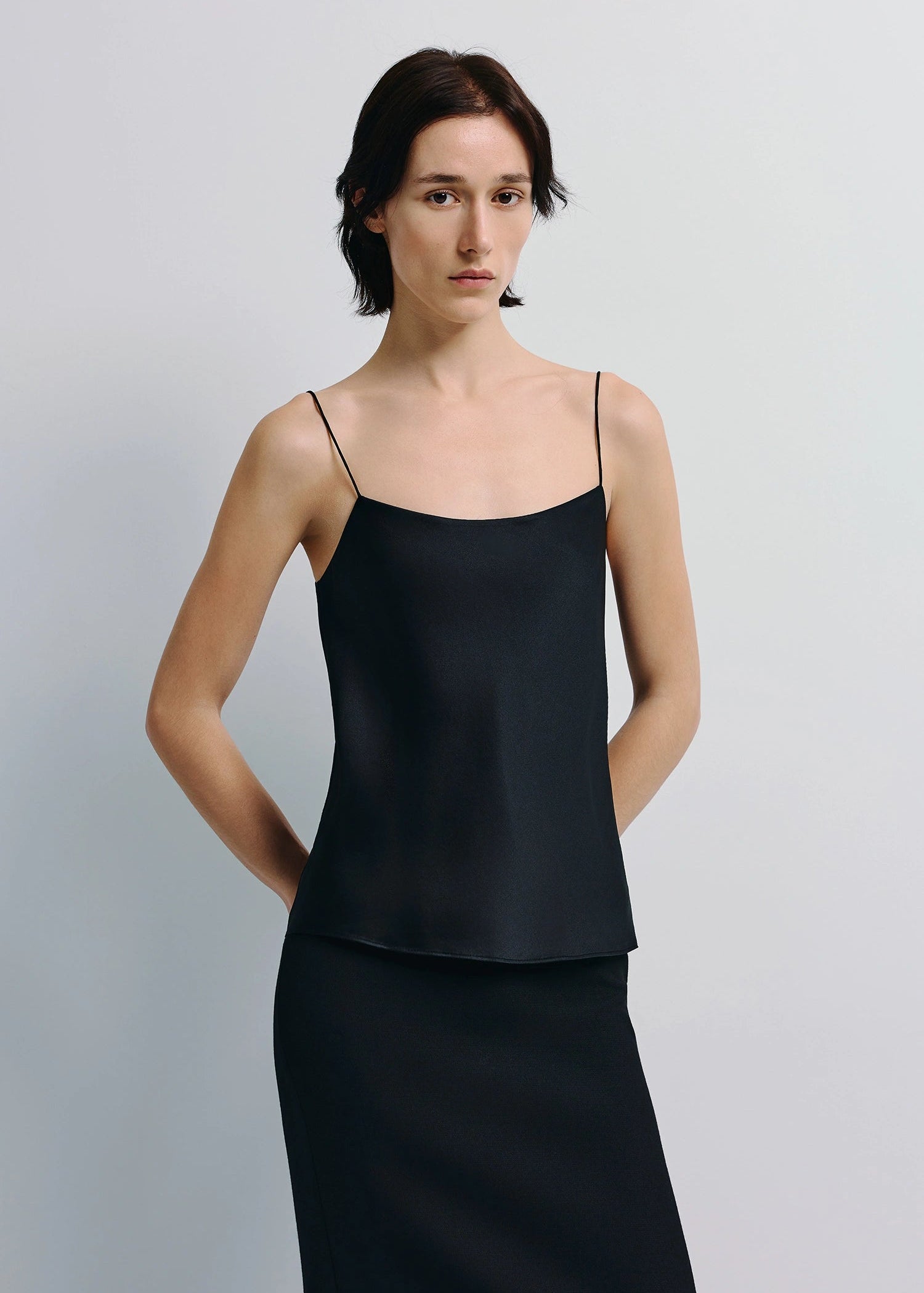 S325TS823_JettSilkCamiTop_Black_2_5760x_ab9cd19e-881d-4760-bc8e-ba9b00225339.jpg