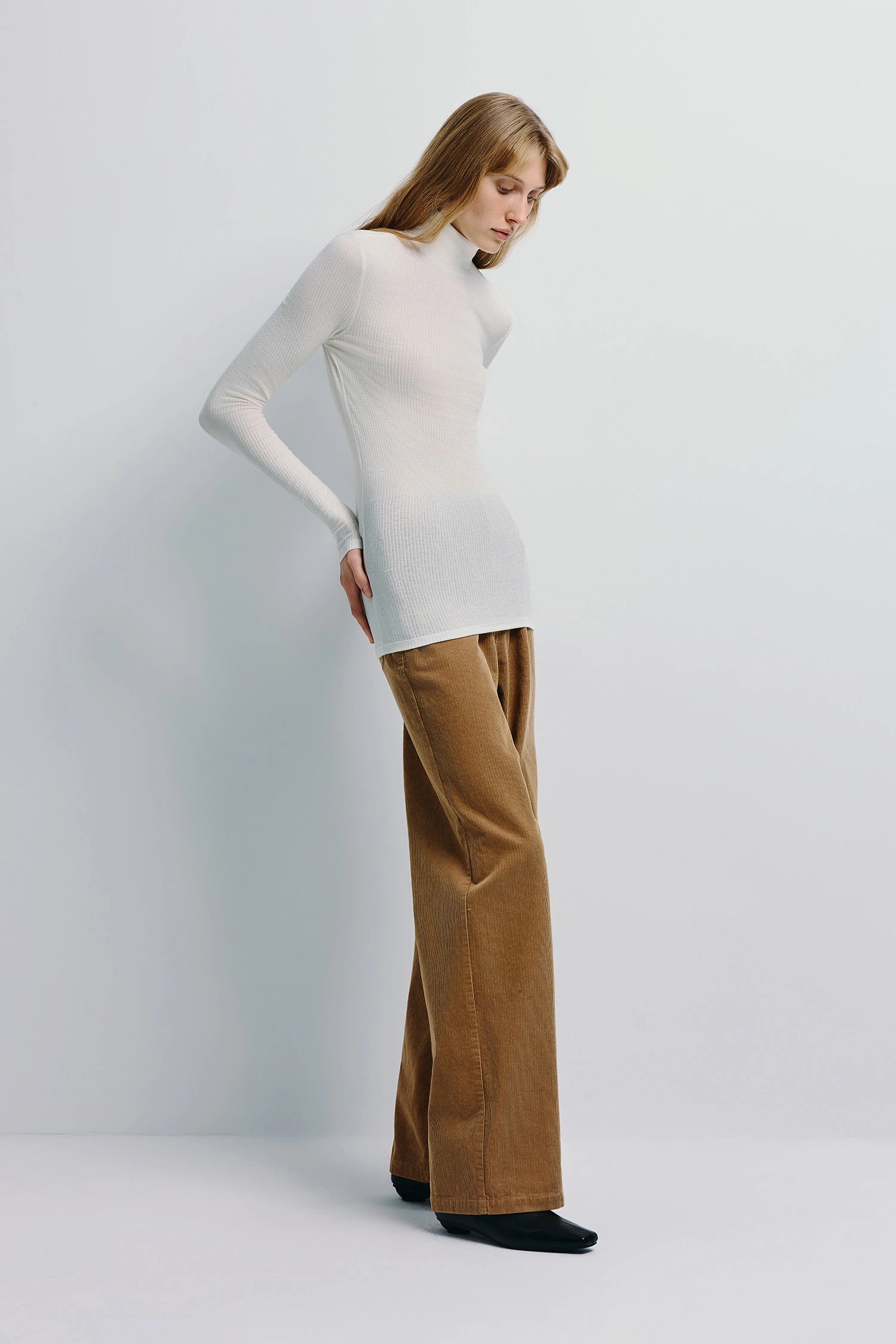 Rue Sophie Halley Ivory Turtleneck Knit Top