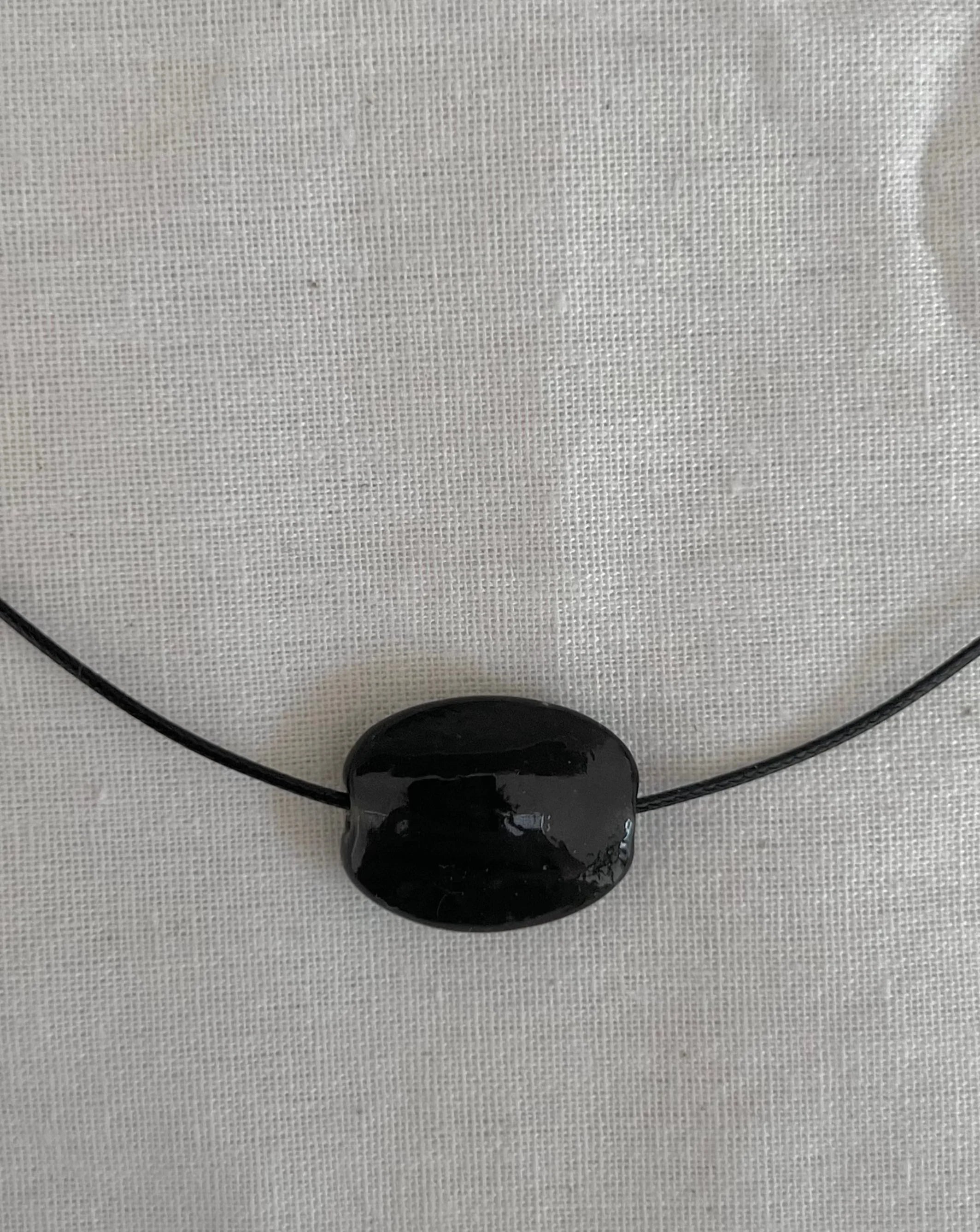 Nuri Studios Small Black Glass Oval Necklace