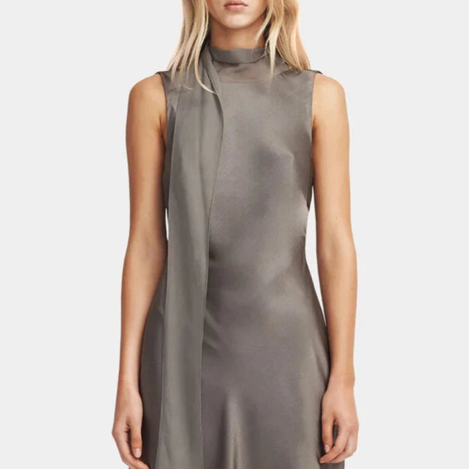 SUKIMINIDRESS_240808_Hansen_Gretel_Ecomm_SH012_0275_1080x_66cbb28c-a0d6-4a8f-818b-43223c986f34.webp