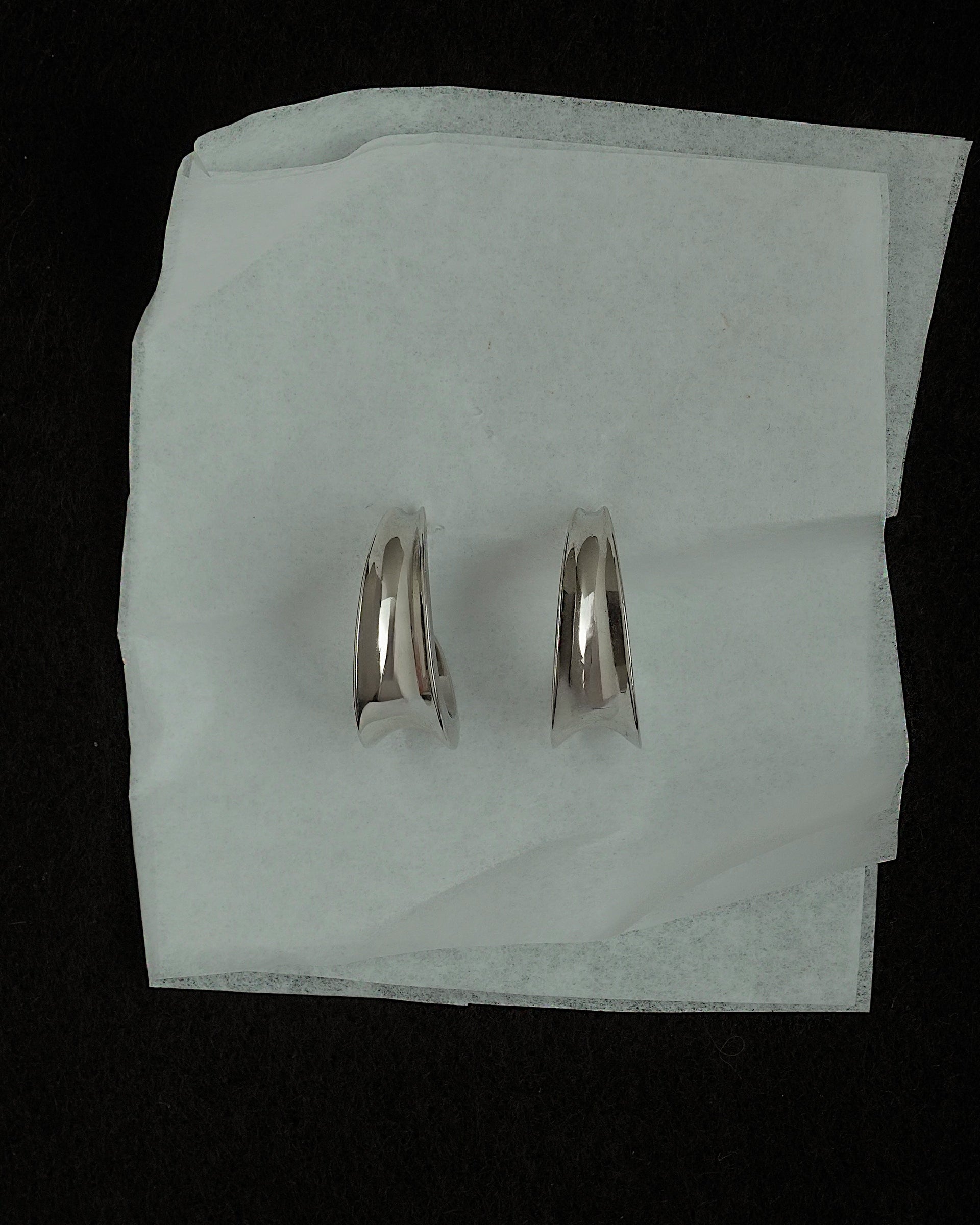Mod + Jo Silver Grande Valen Tapered Hoops