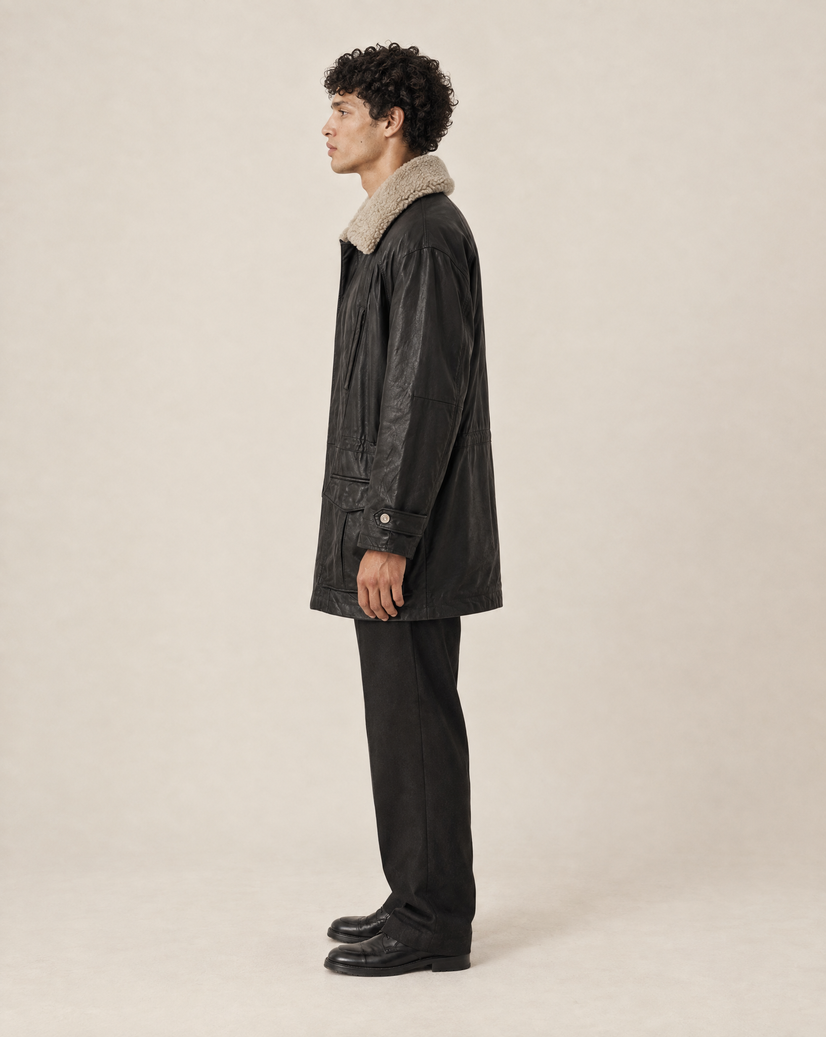Vintage Bill Blass Mens Black Leather Coat w/ Shearling Collar