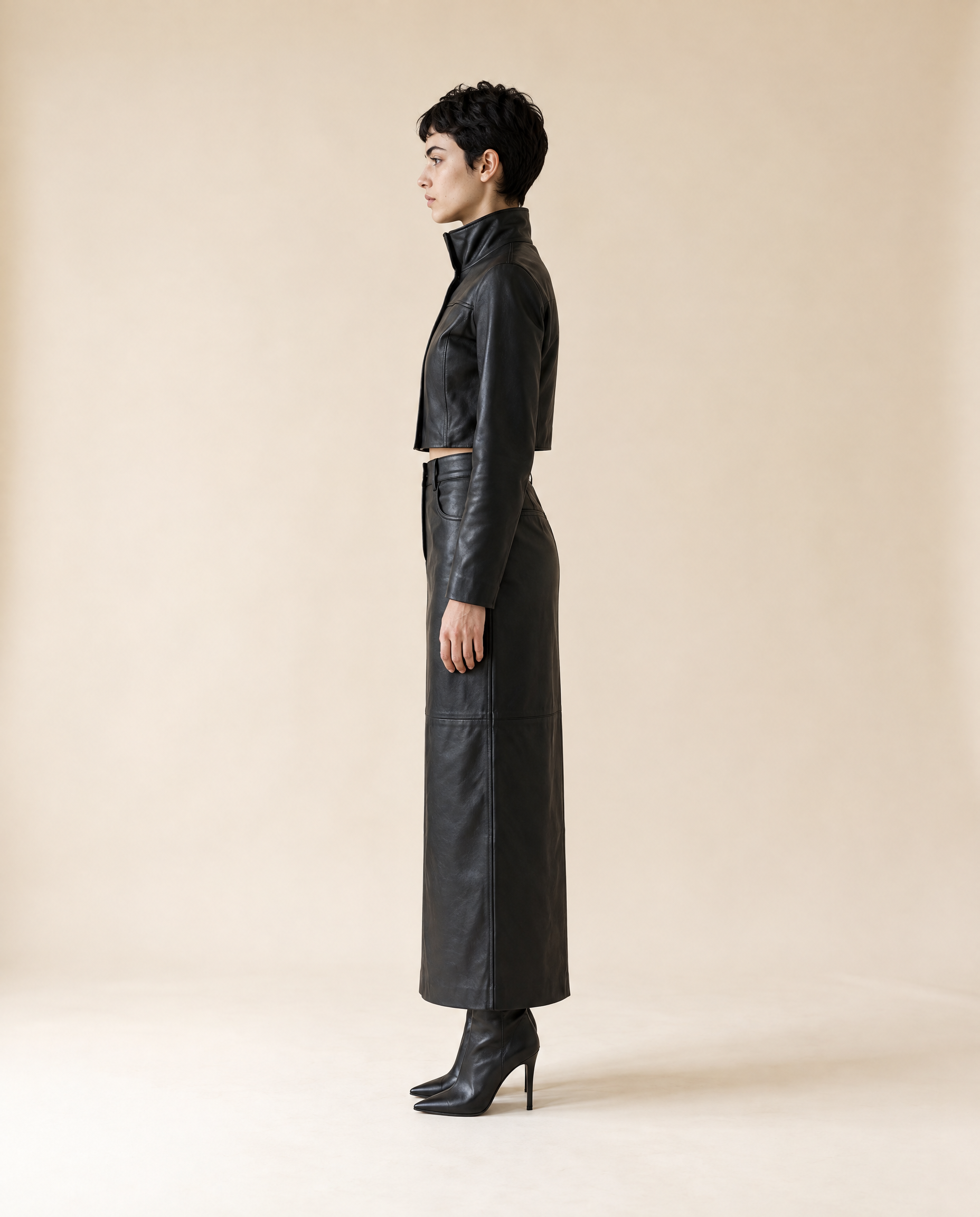 Vintage_Black_Leather_Maxi_Skirt.png