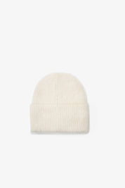 The Alpaca Beanie in Arctic White