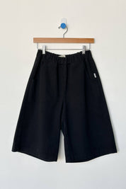 Le Bon Shoppe Black Bermuda Shorts