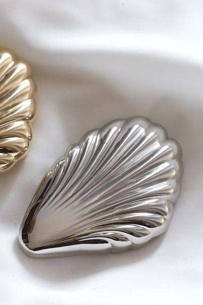 Silver Seashell Compact Mirror