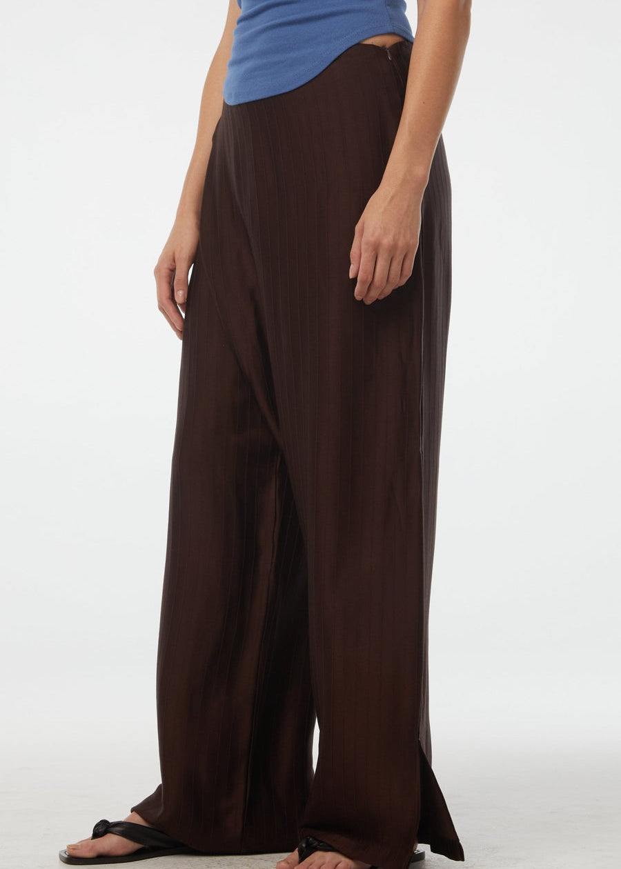 chimon-trouser-chocolate-the-line-by-k-580207_900x_121736d3-1511-402c-8ad4-c3e2f4745099.jpg