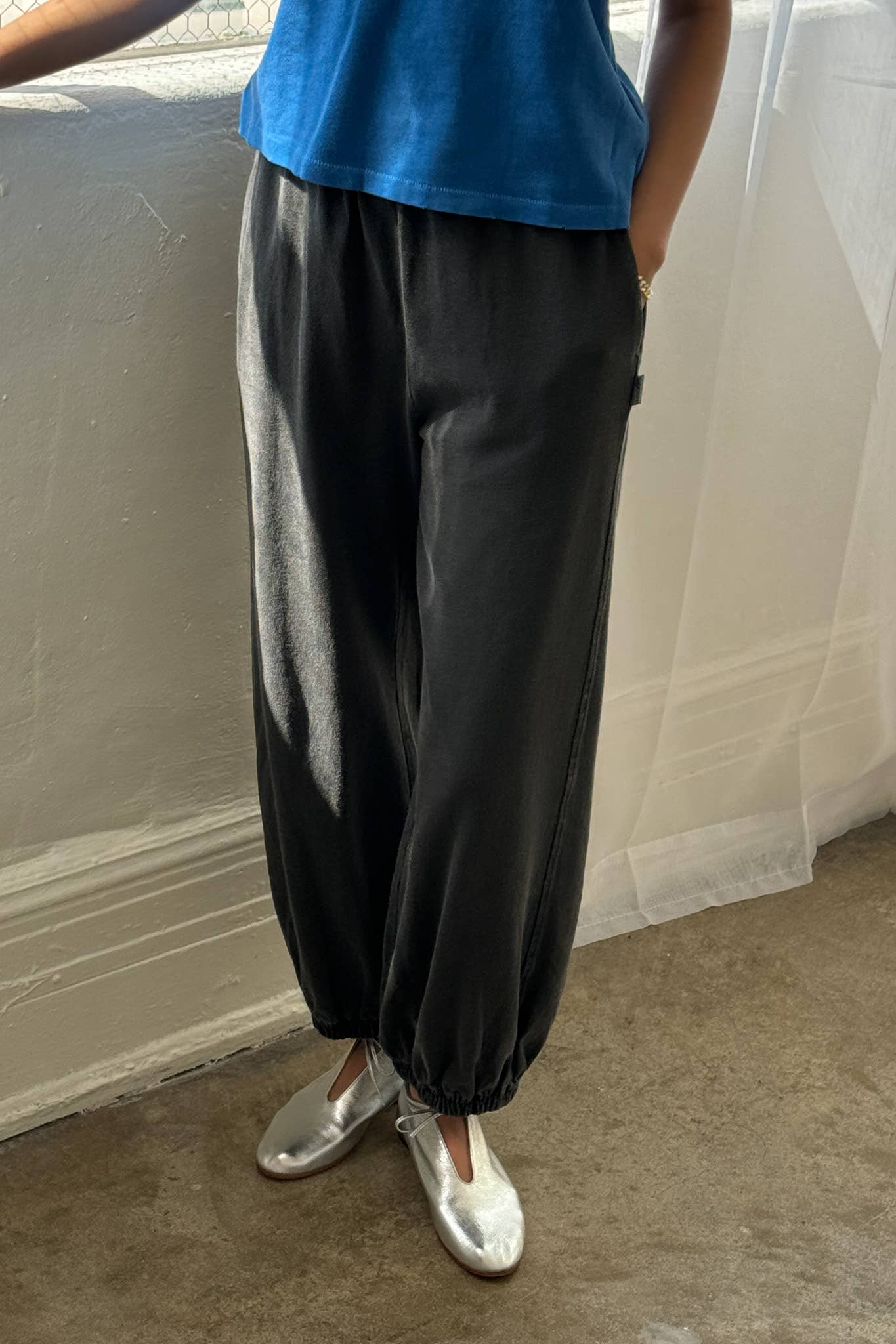 Le Bon Shoppe Balloon Pants in Almost Black