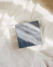 Lavune N˚06 Solstice Candle | Warm Heliotrope & Cedarwood
