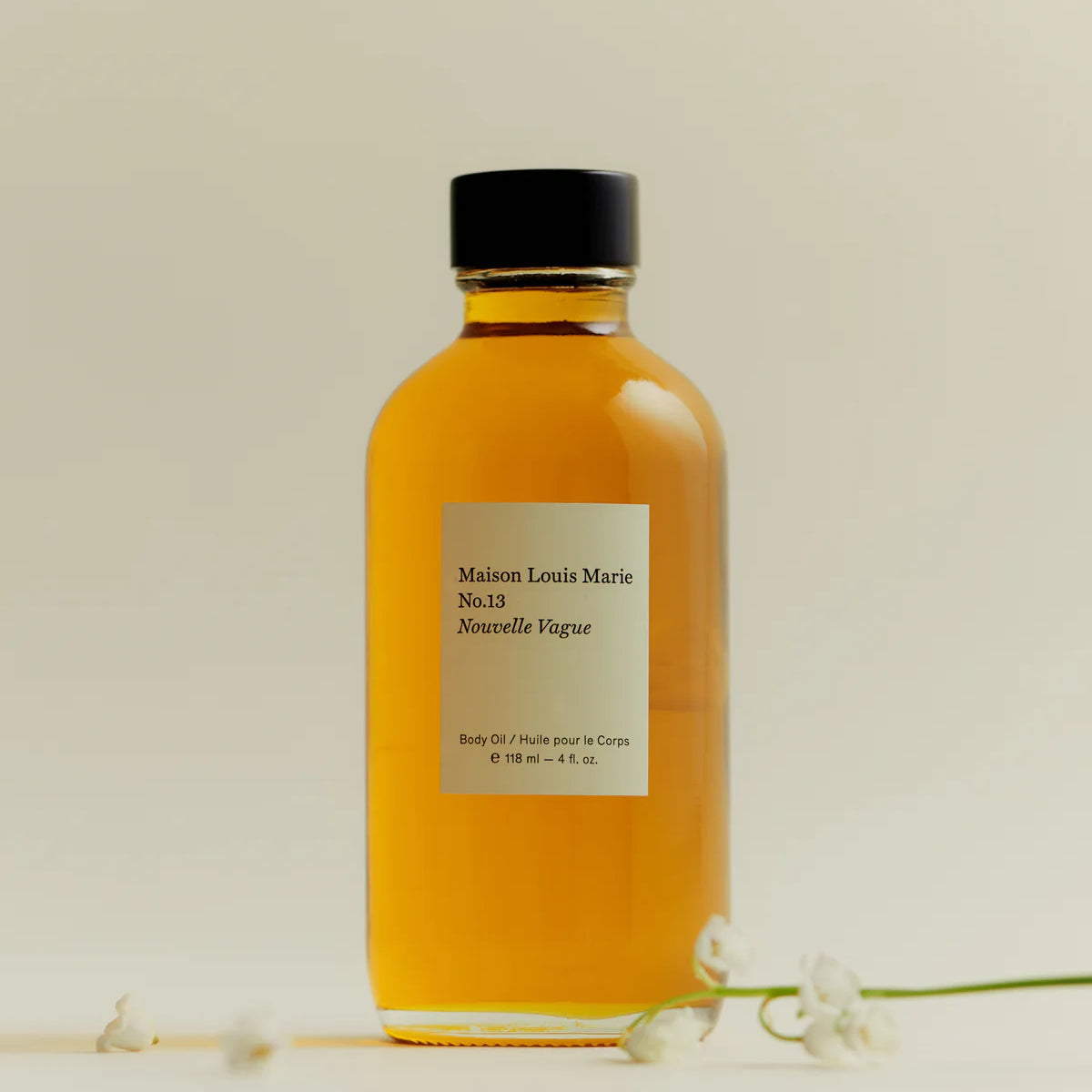 mlm_no13_body_oil_lifestyle_4x5_1200x_e990af80-ec16-4ad1-b8df-65cec4a87006.webp