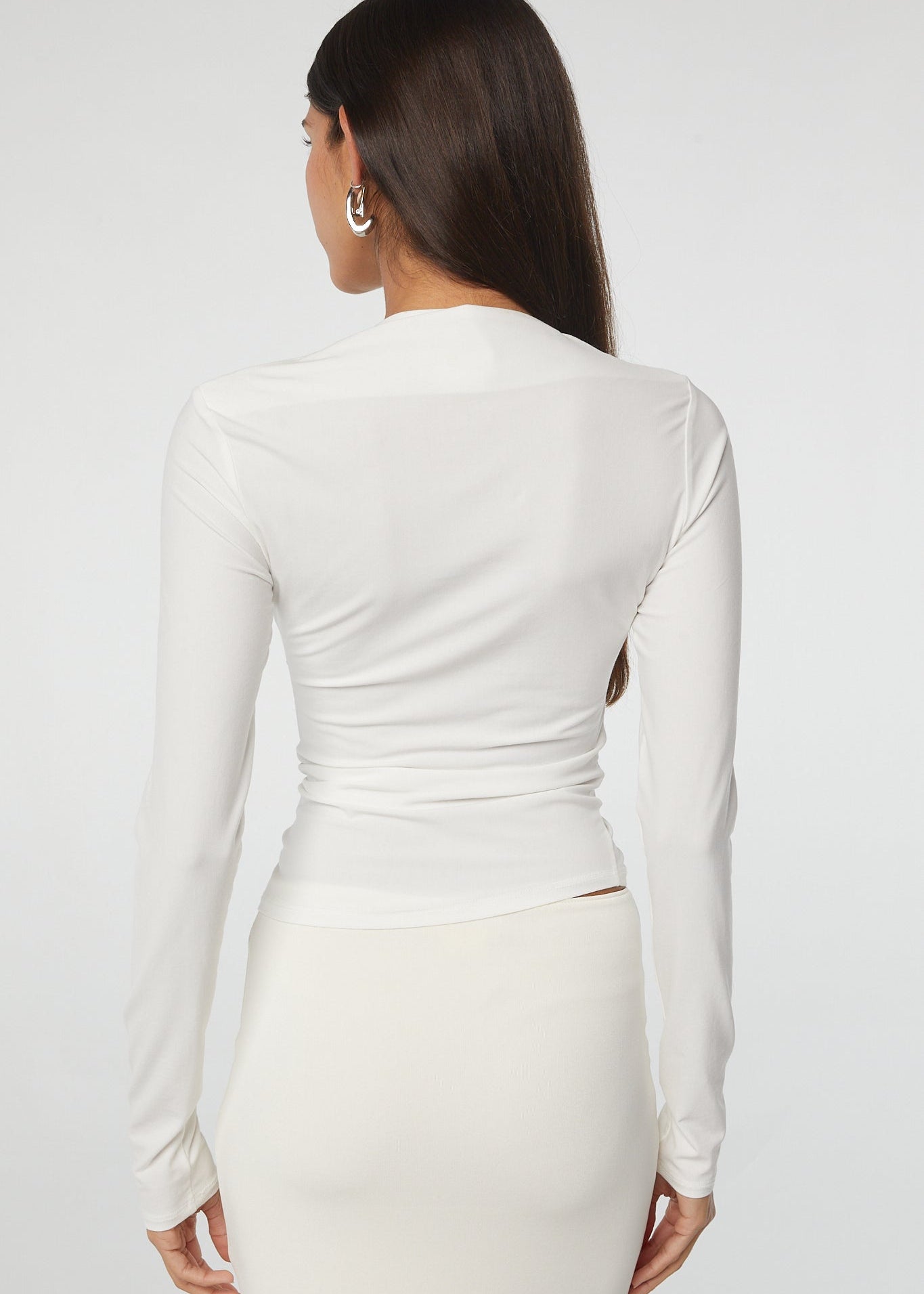 selma-long-sleeve-top-white-the-line-by-k-622732_1512x_b434c161-0d2e-4336-a384-5ddca5fa40e4.jpg
